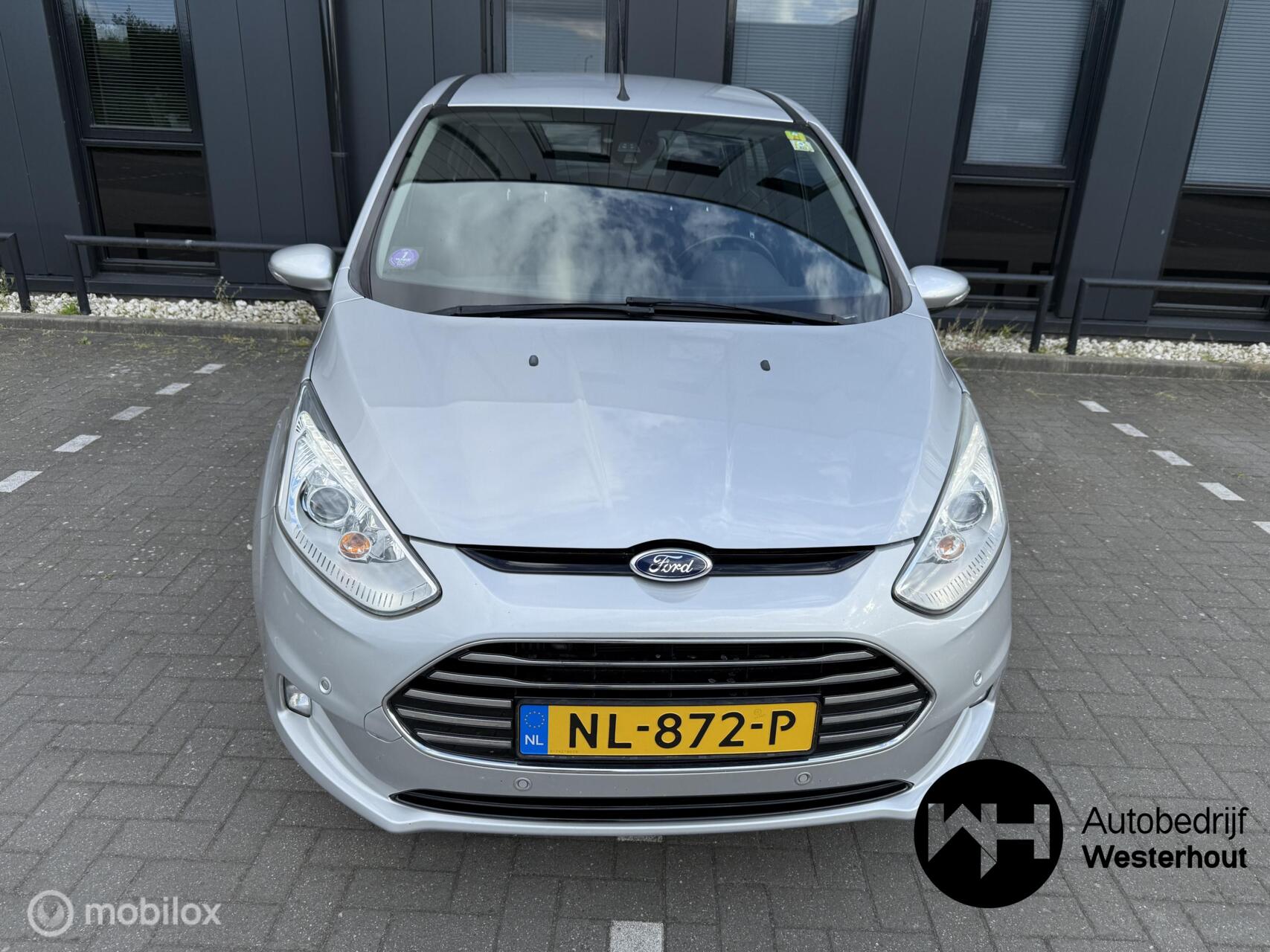 Foto van Ford B-max