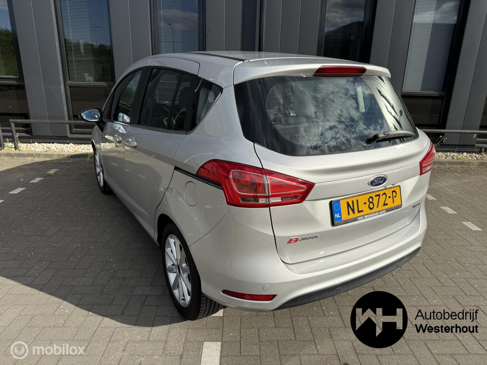 Foto van Ford B-max