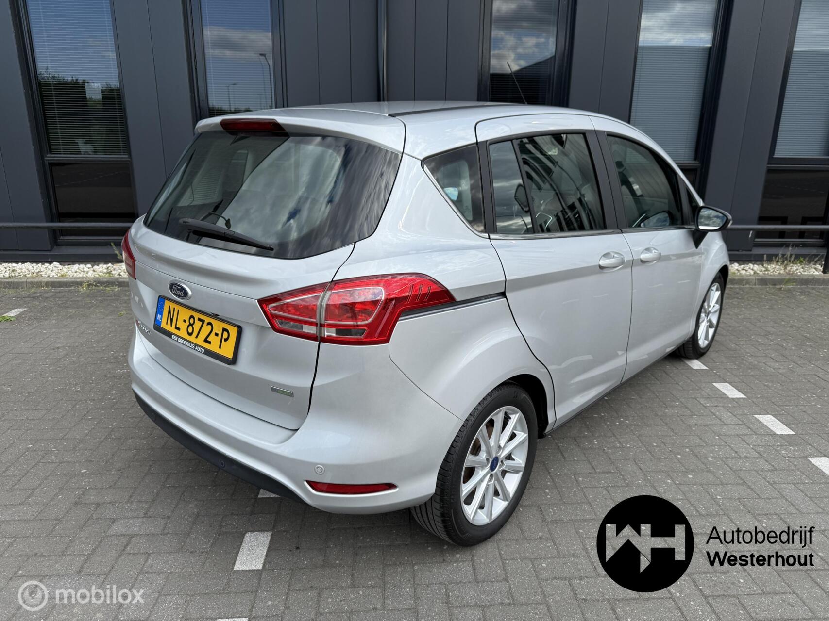 Foto van Ford B-max