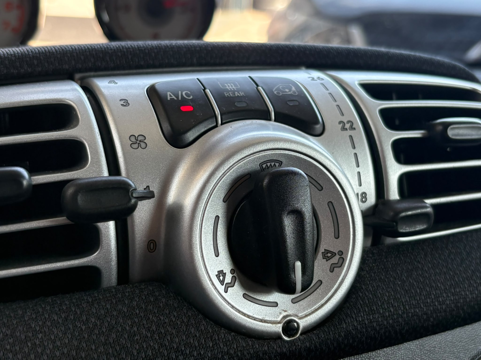 Foto van Smart Fortwo Coupe MHD