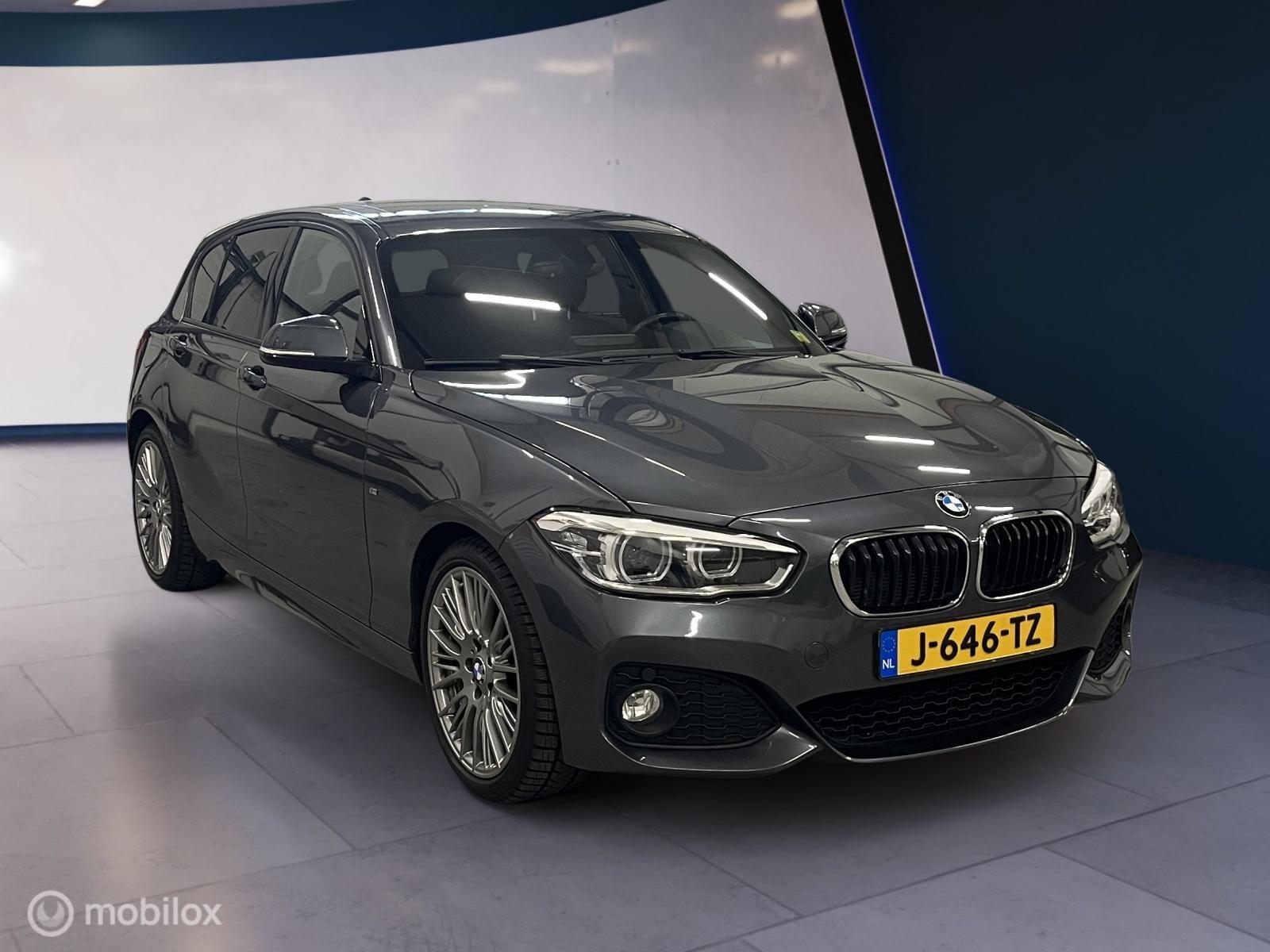 BMW 120i 120i M Sport ✓Alcant st.✓Schuifdak✓Afn.trek✓LED 2015 - voorkant