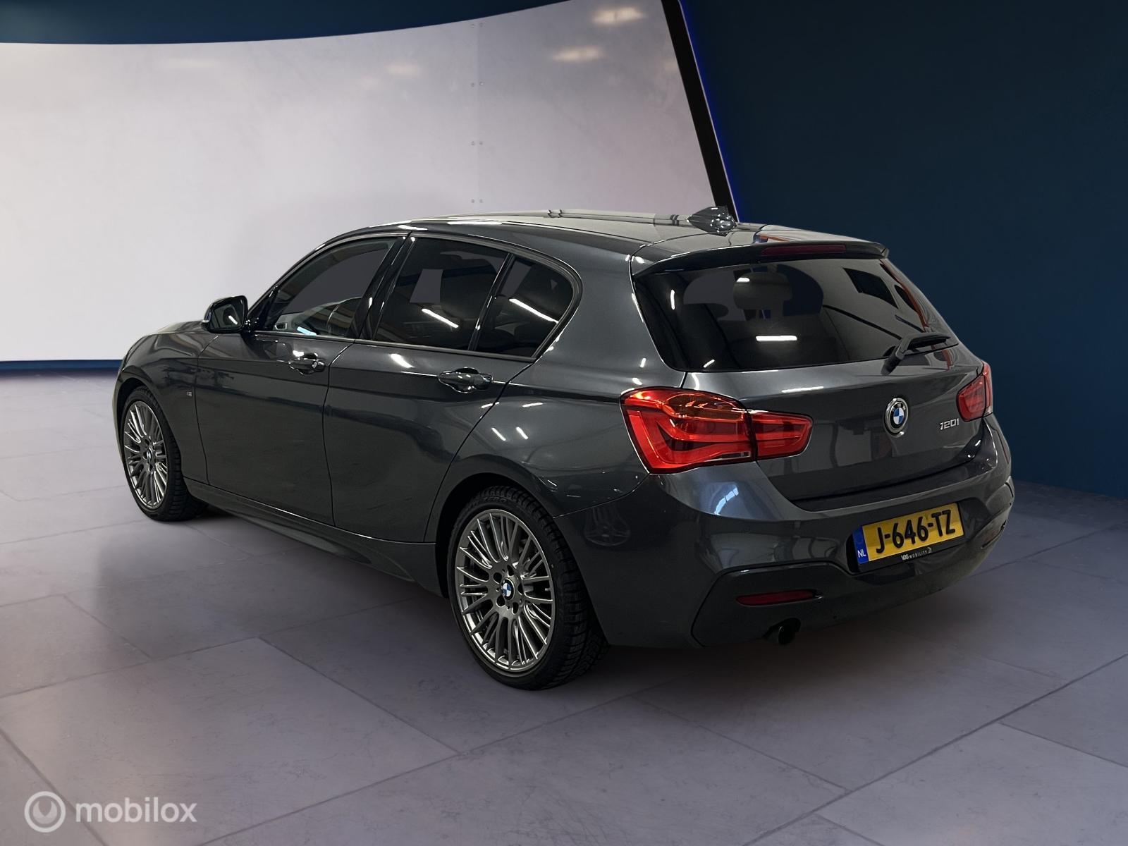 Foto van BMW 120i