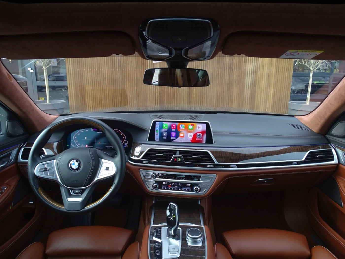 Foto van BMW 745e