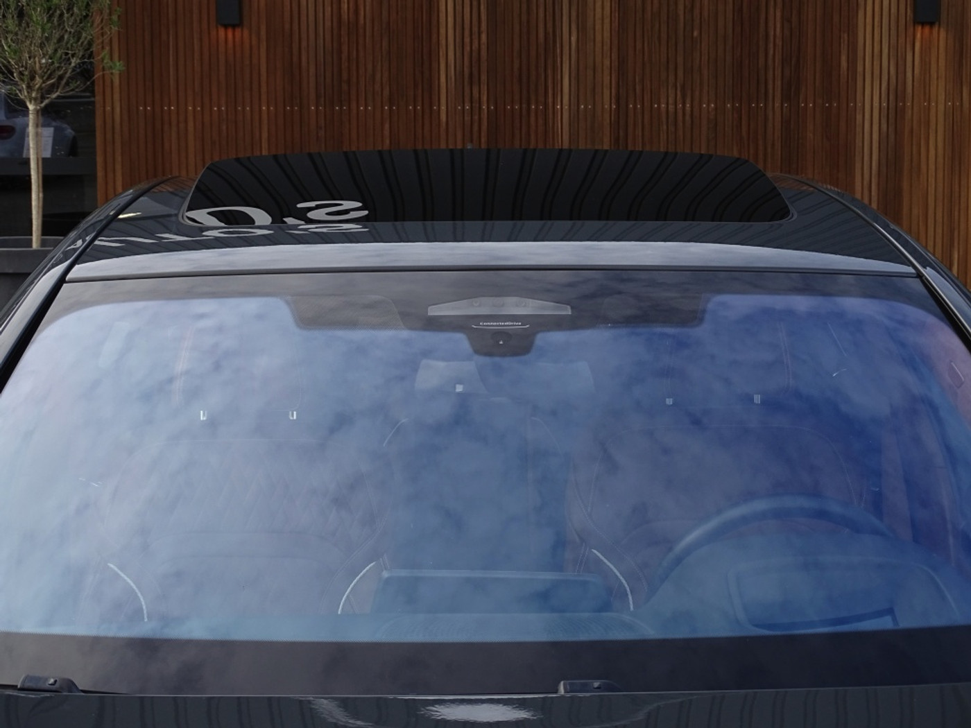 Foto van BMW 745e