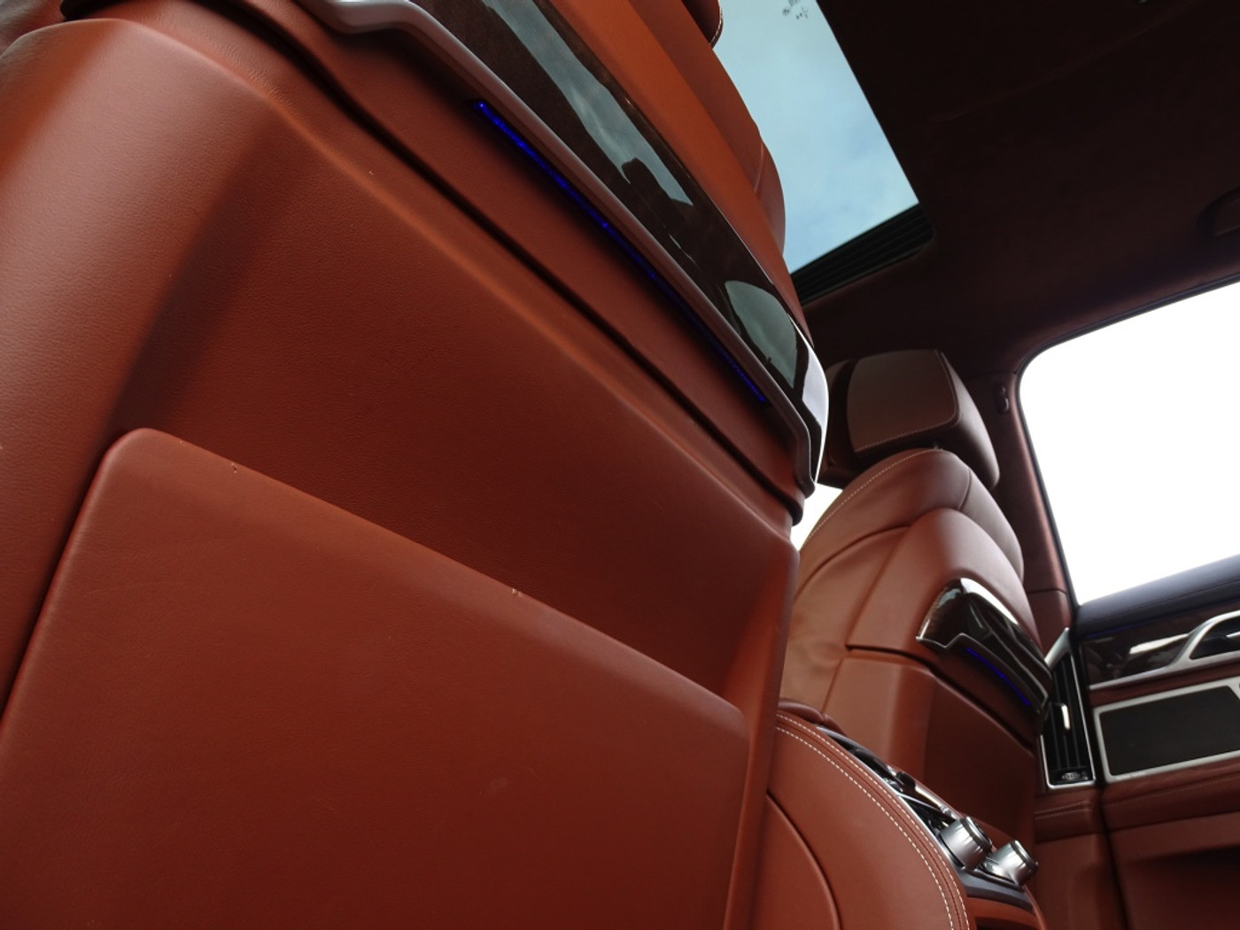 Foto van BMW 745e
