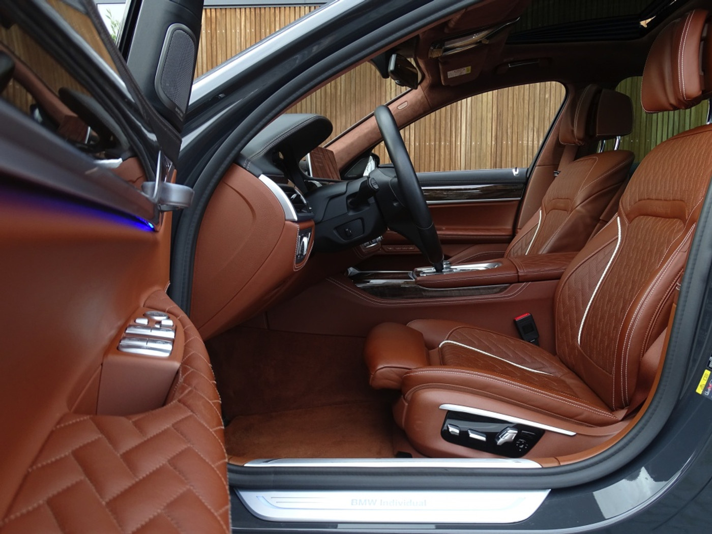 Foto van BMW 745e