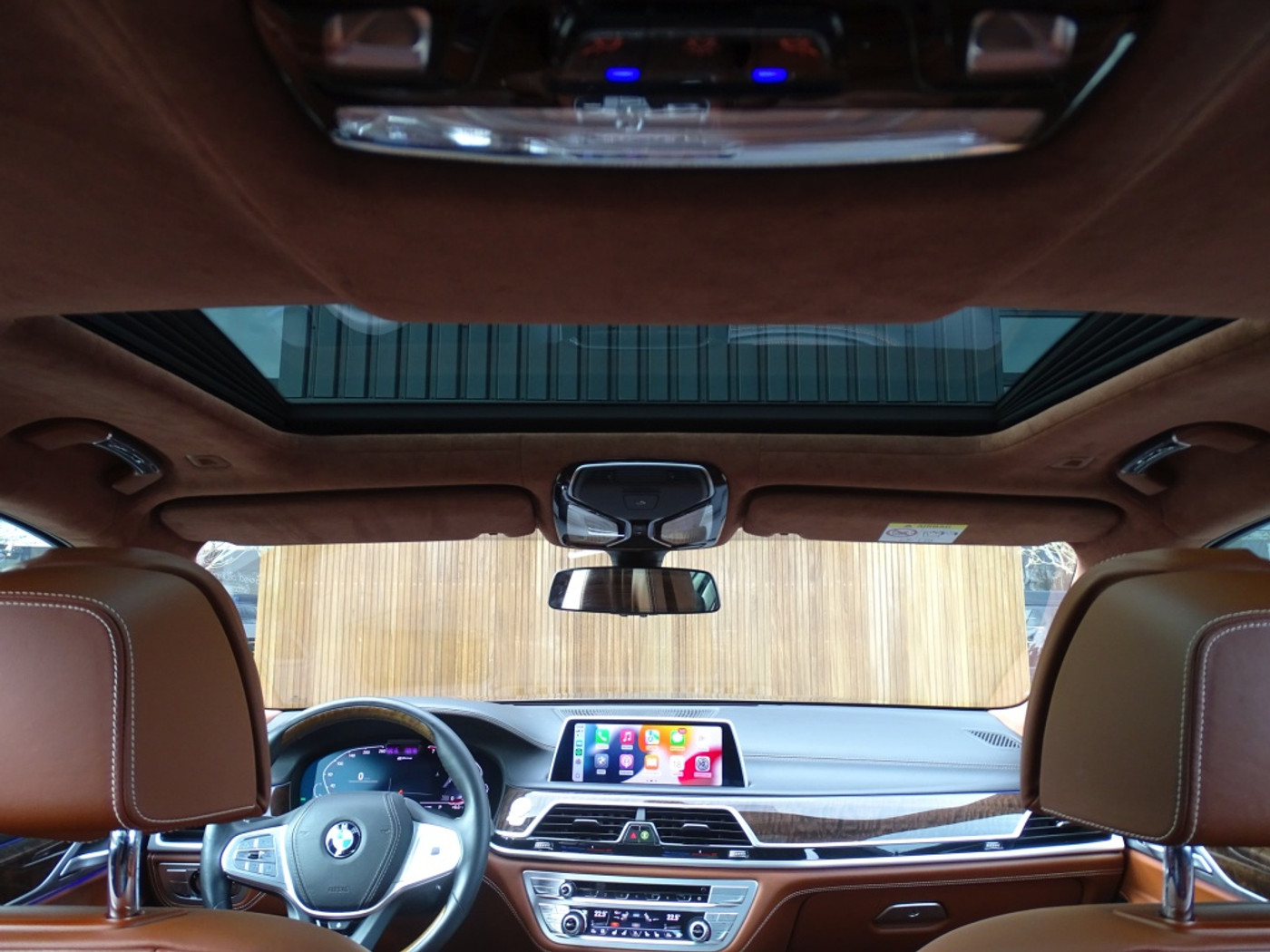 Foto van BMW 745e