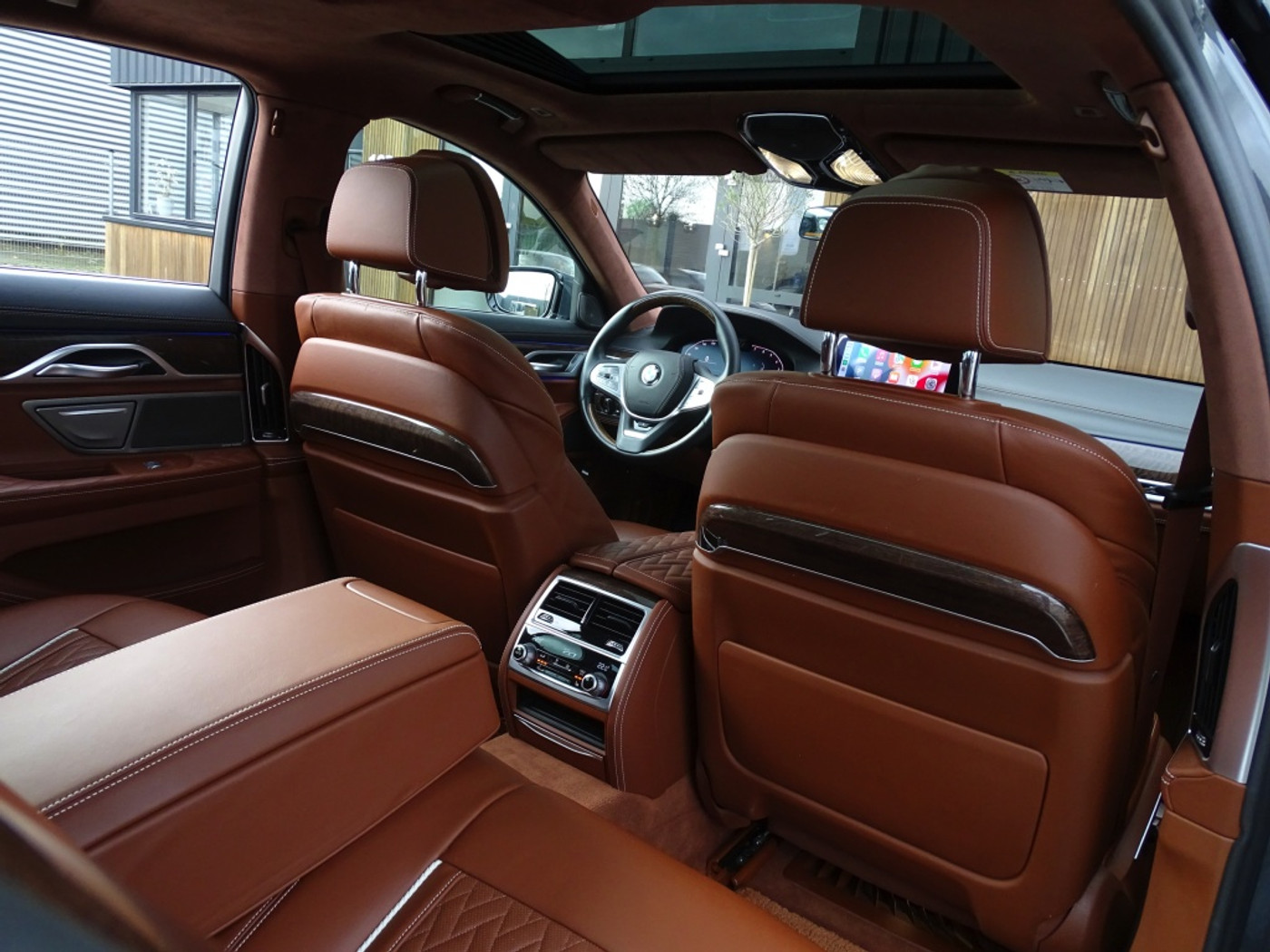 Foto van BMW 745e
