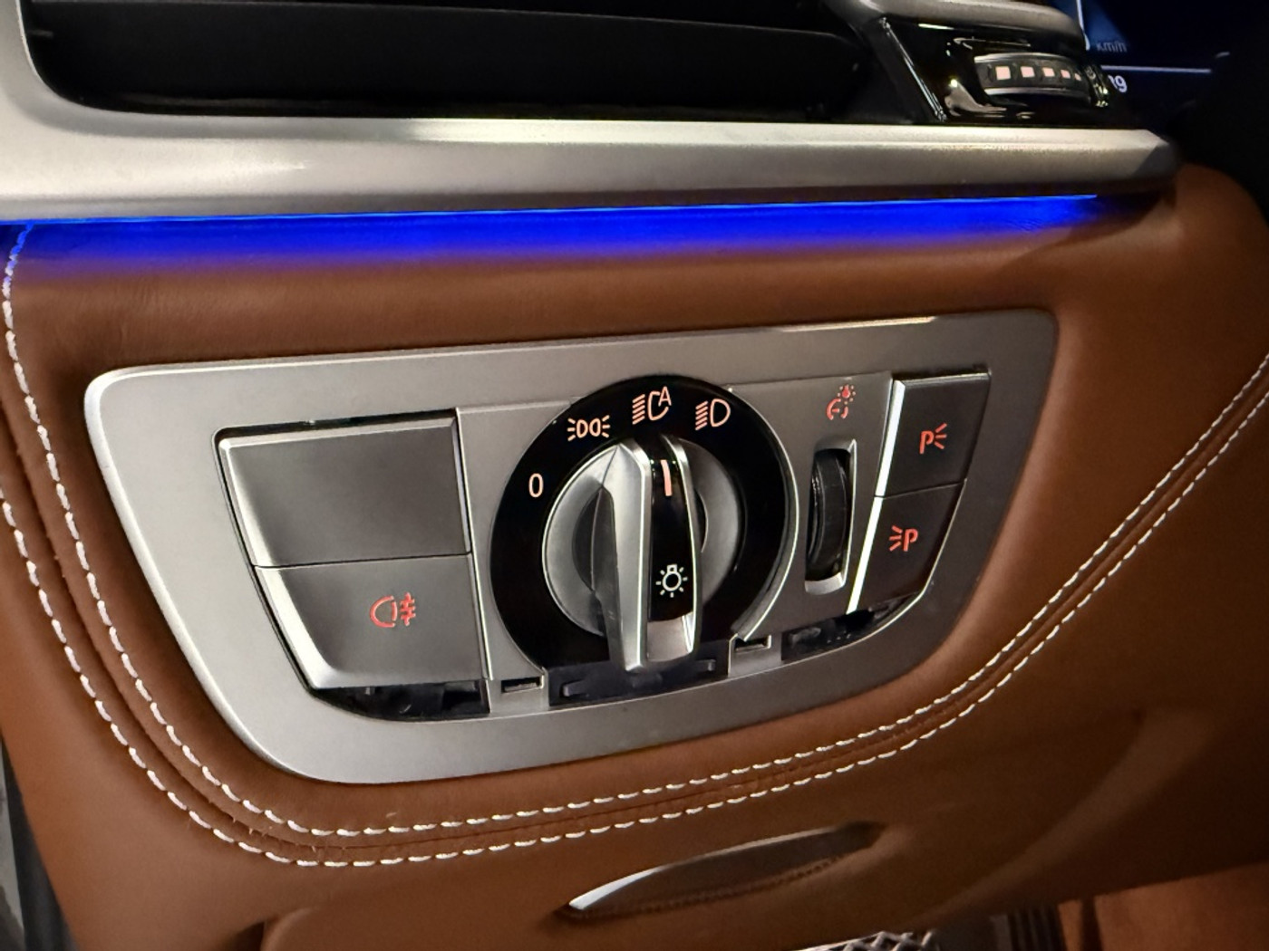 Foto van BMW 745e