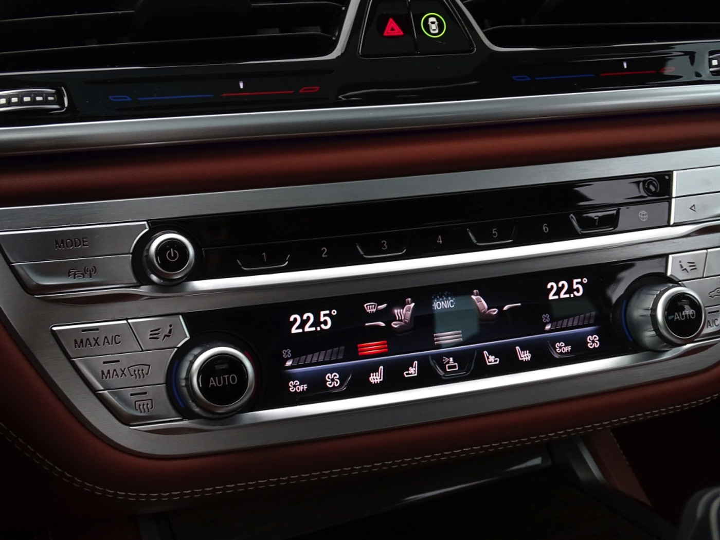Foto van BMW 745e