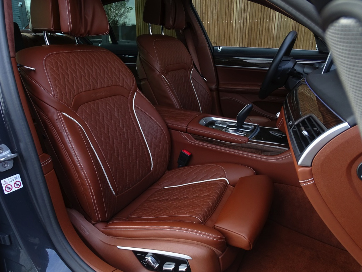 Foto van BMW 745e
