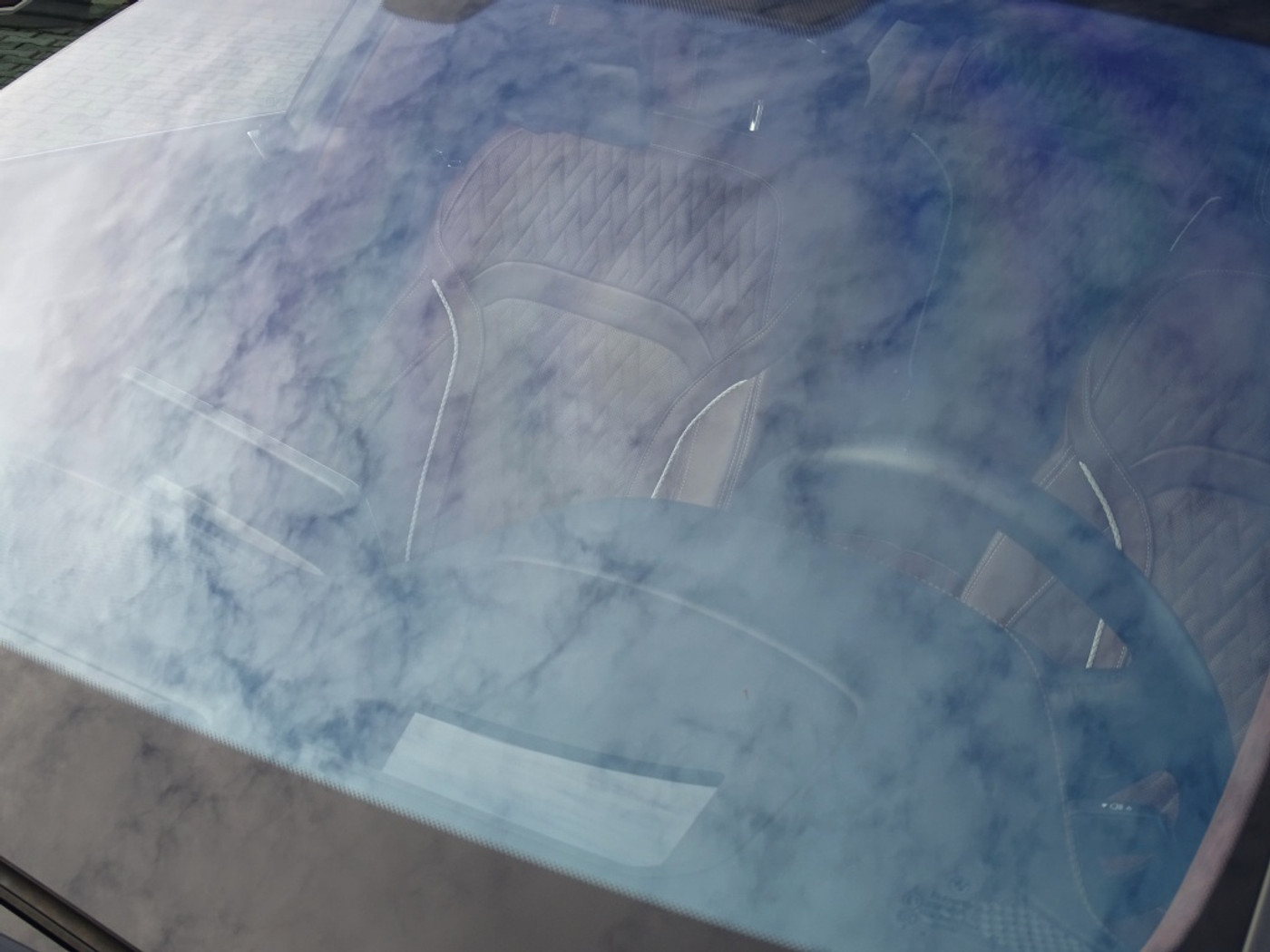 Foto van BMW 745e