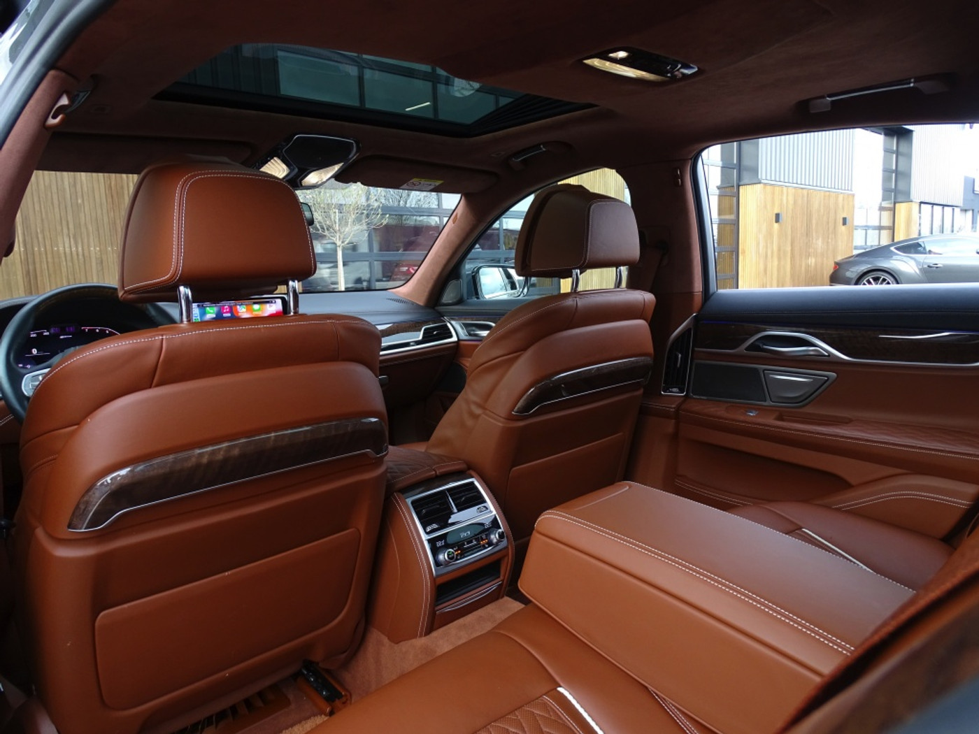Foto van BMW 745e