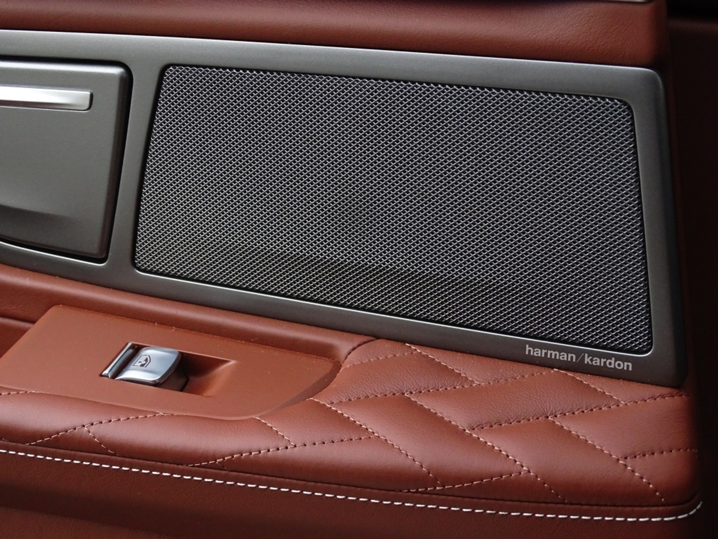 Foto van BMW 745e