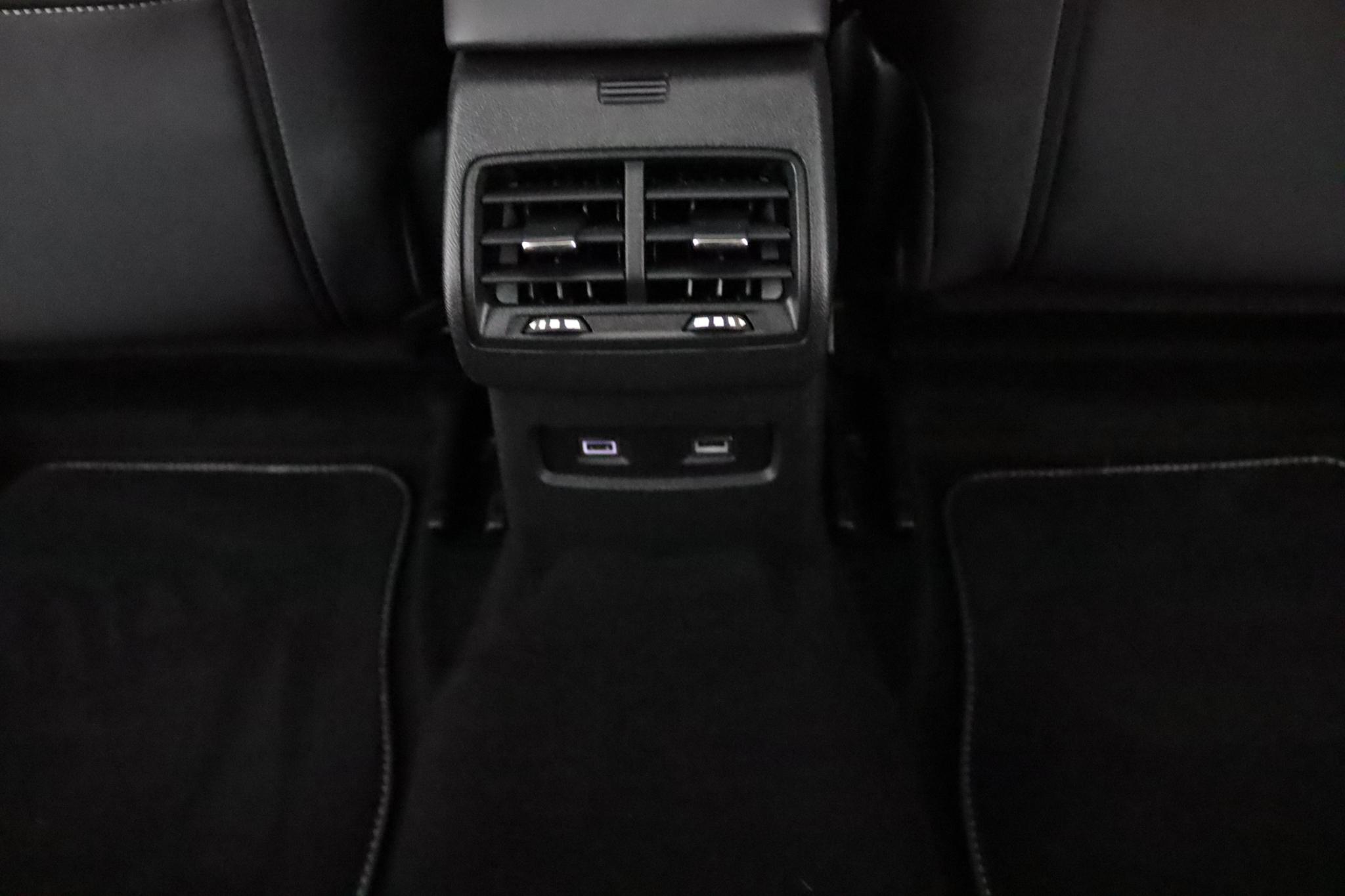 Foto van Citroen E-c4