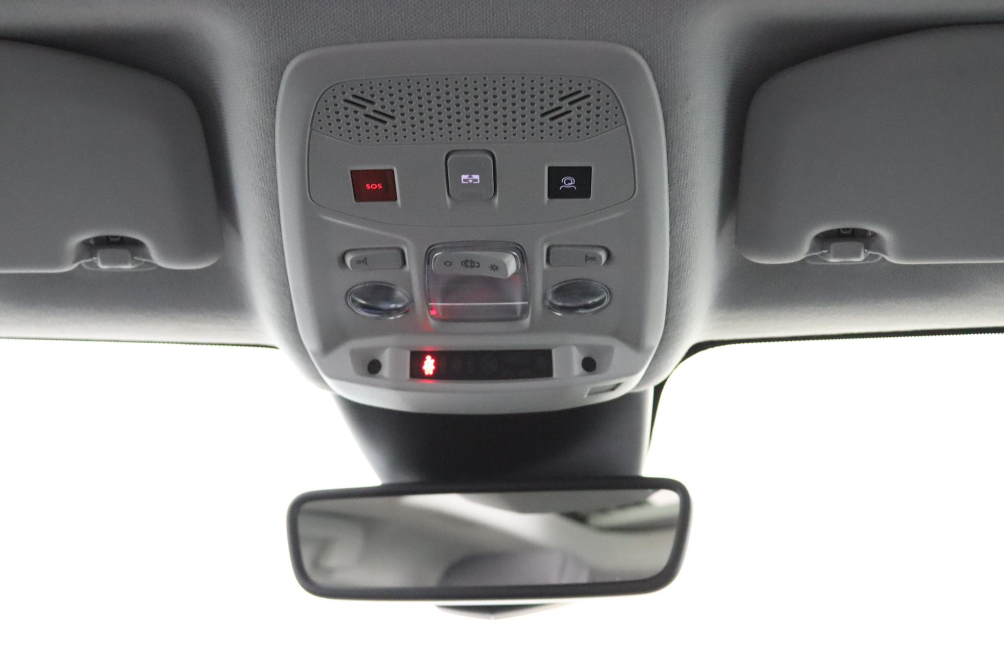 Foto van Citroen E-c4