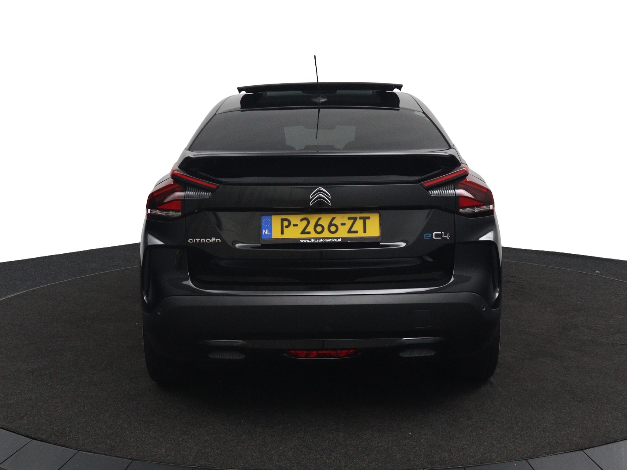 Foto van Citroen E-c4