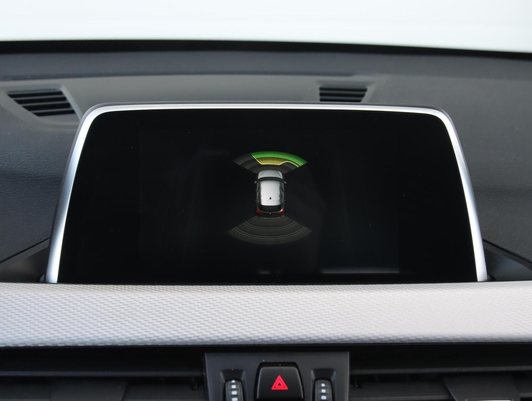 Foto van BMW X1 Sdrive18i