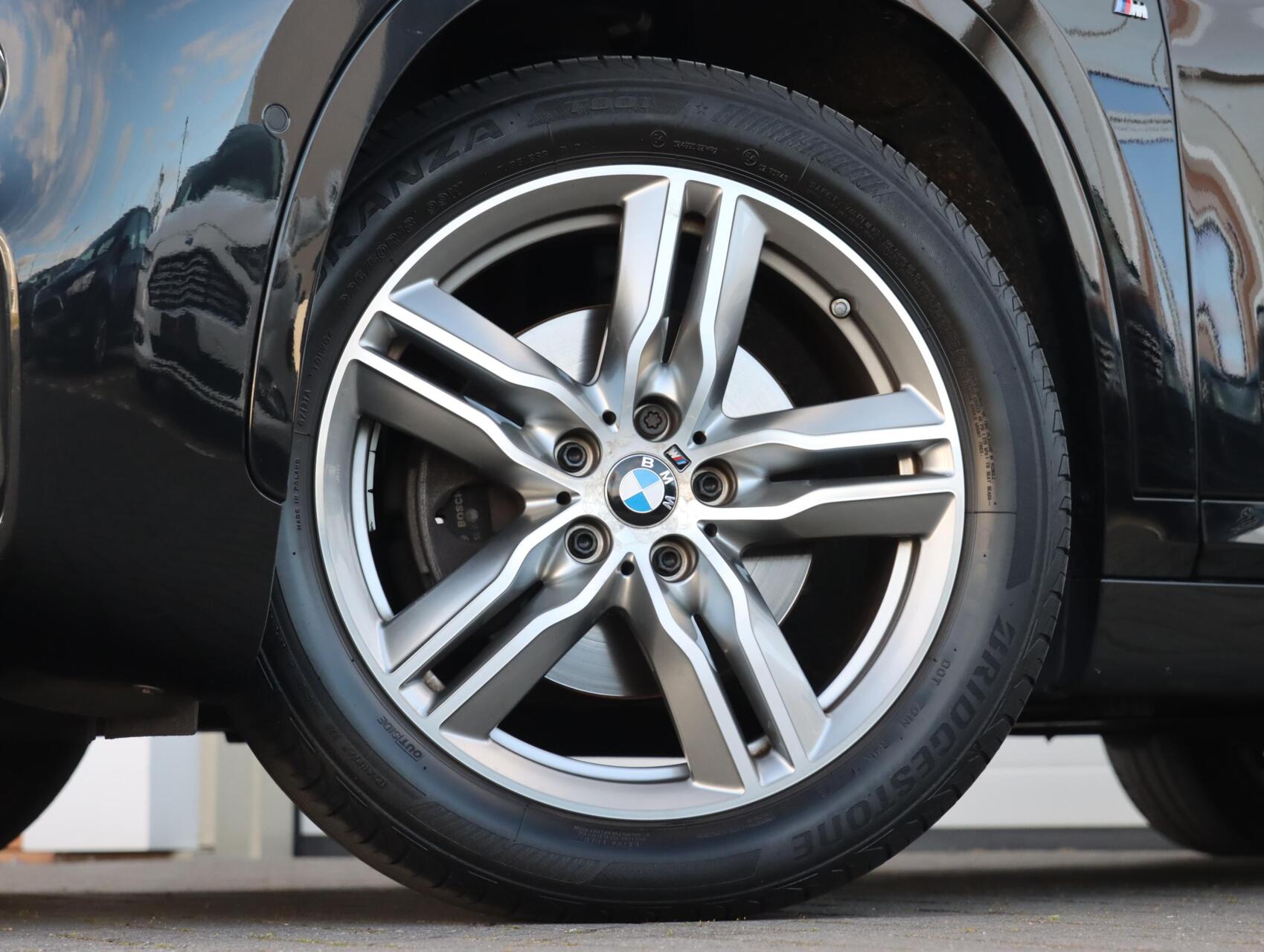 Foto van BMW X1 Sdrive18i