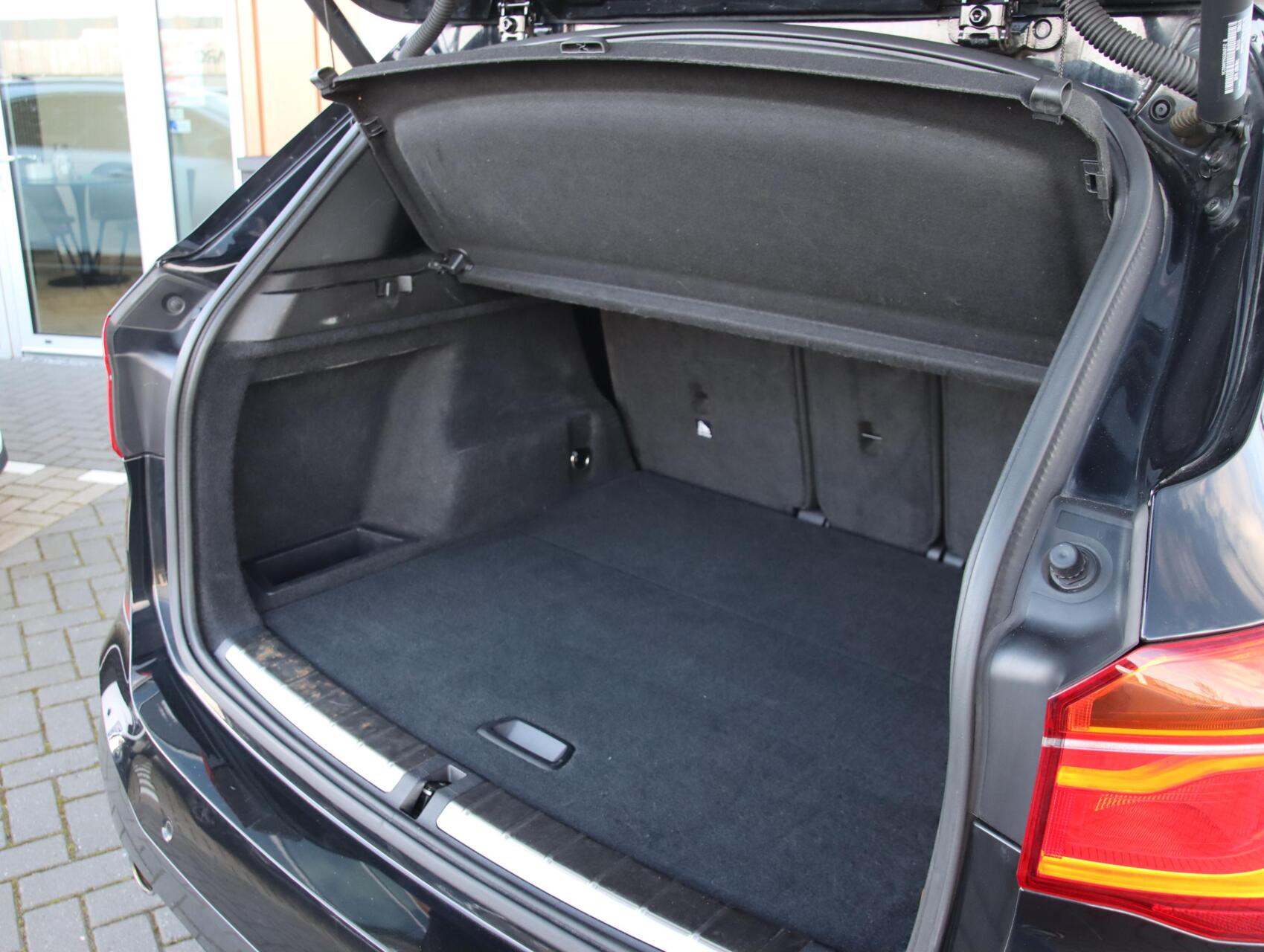 Foto van BMW X1 Sdrive18i