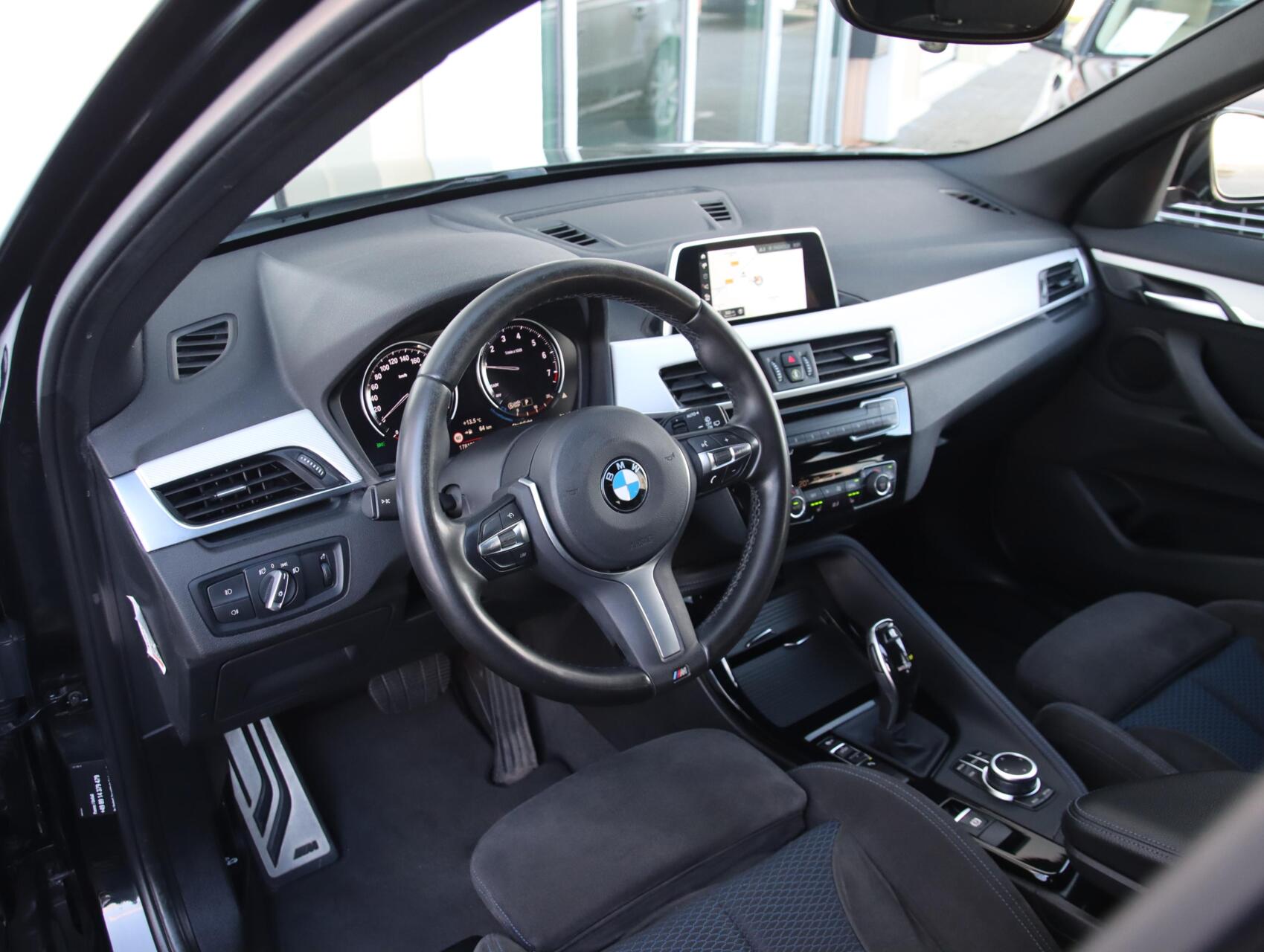 Foto van BMW X1 Sdrive18i