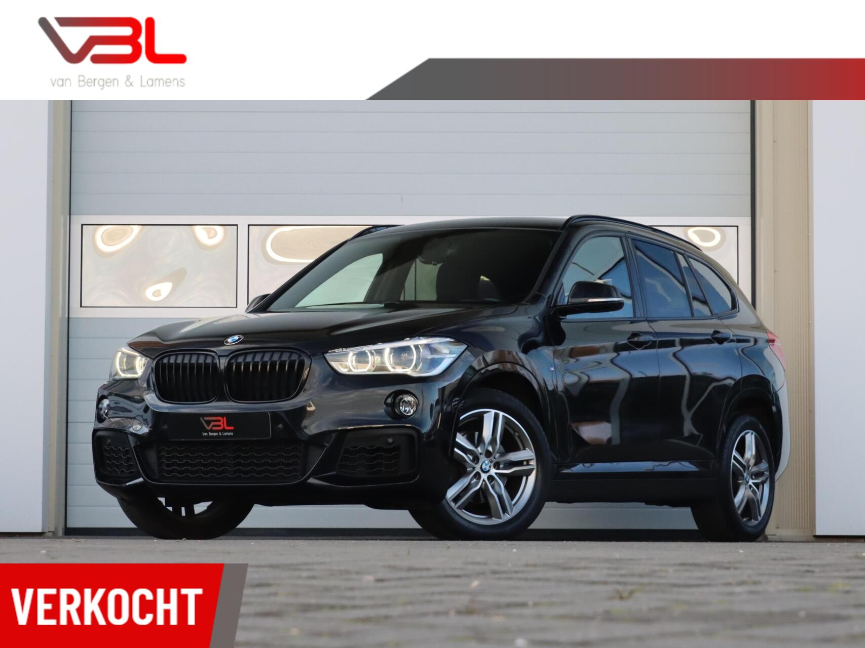BMW X1 Sdrive18i sDrive18i High Executive M-sport | Shadowline 2018 - voorkant
