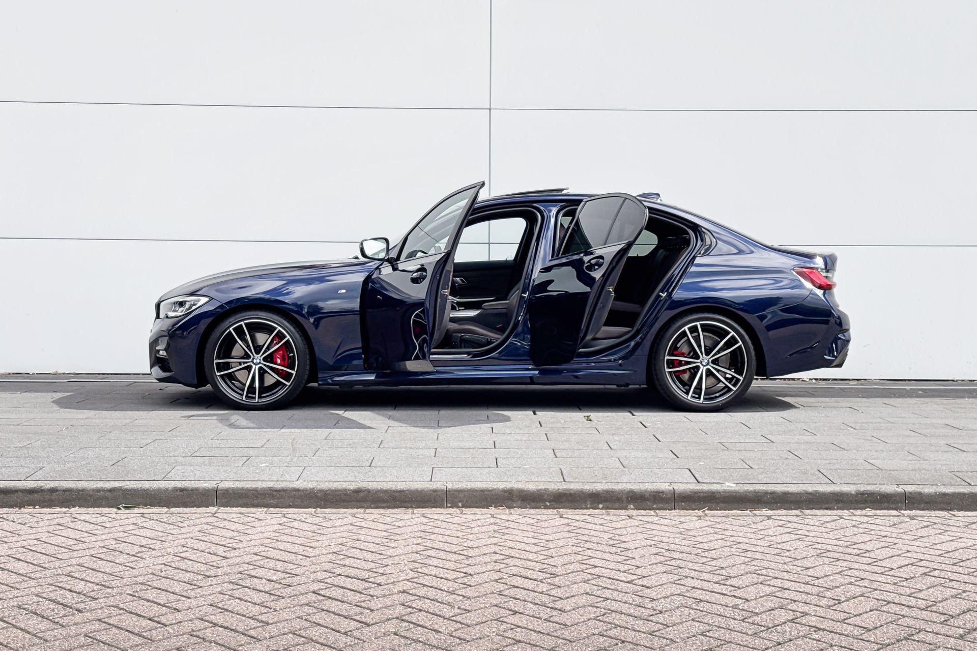 Foto van BMW 320i