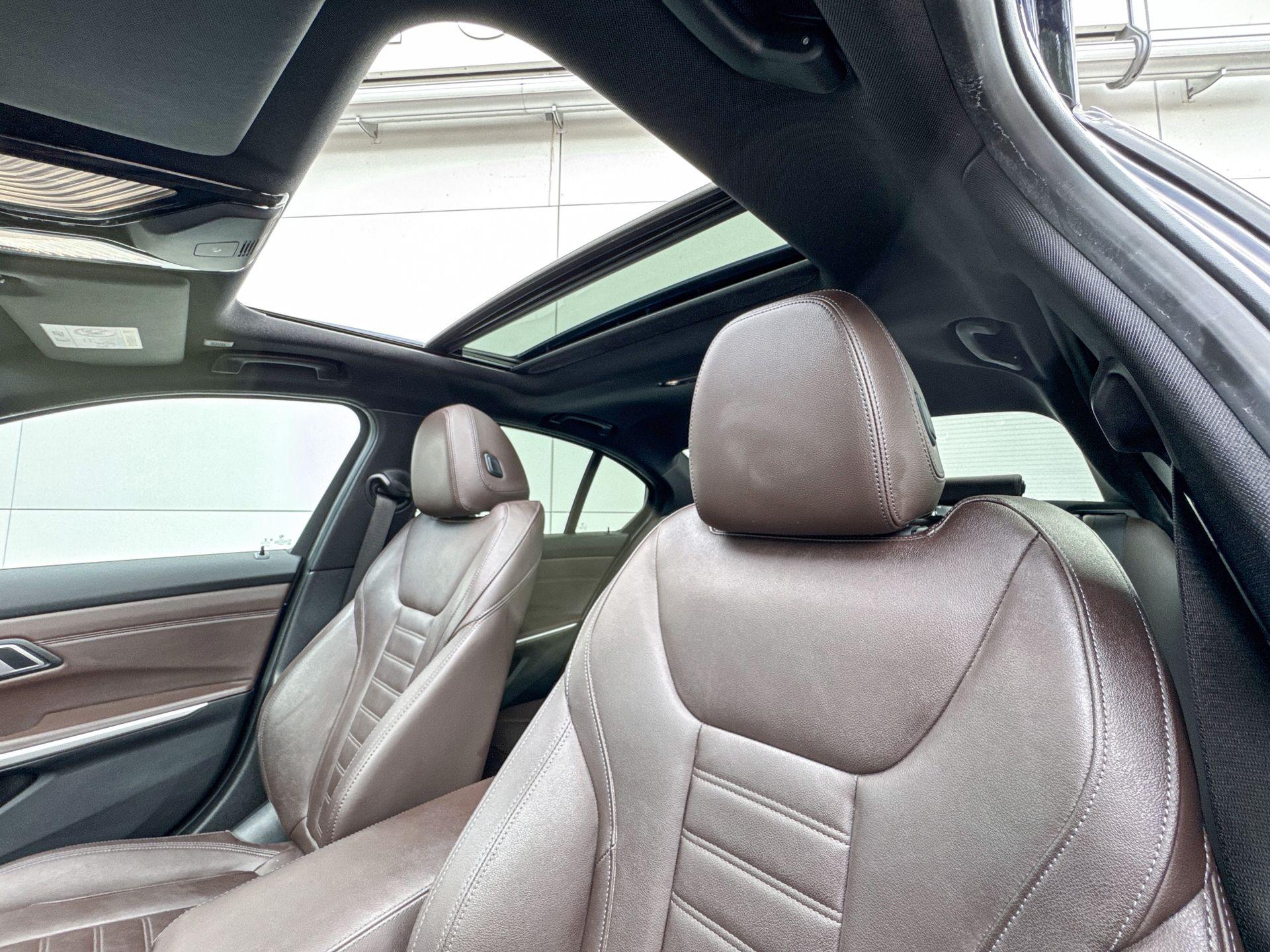 Foto van BMW 320i