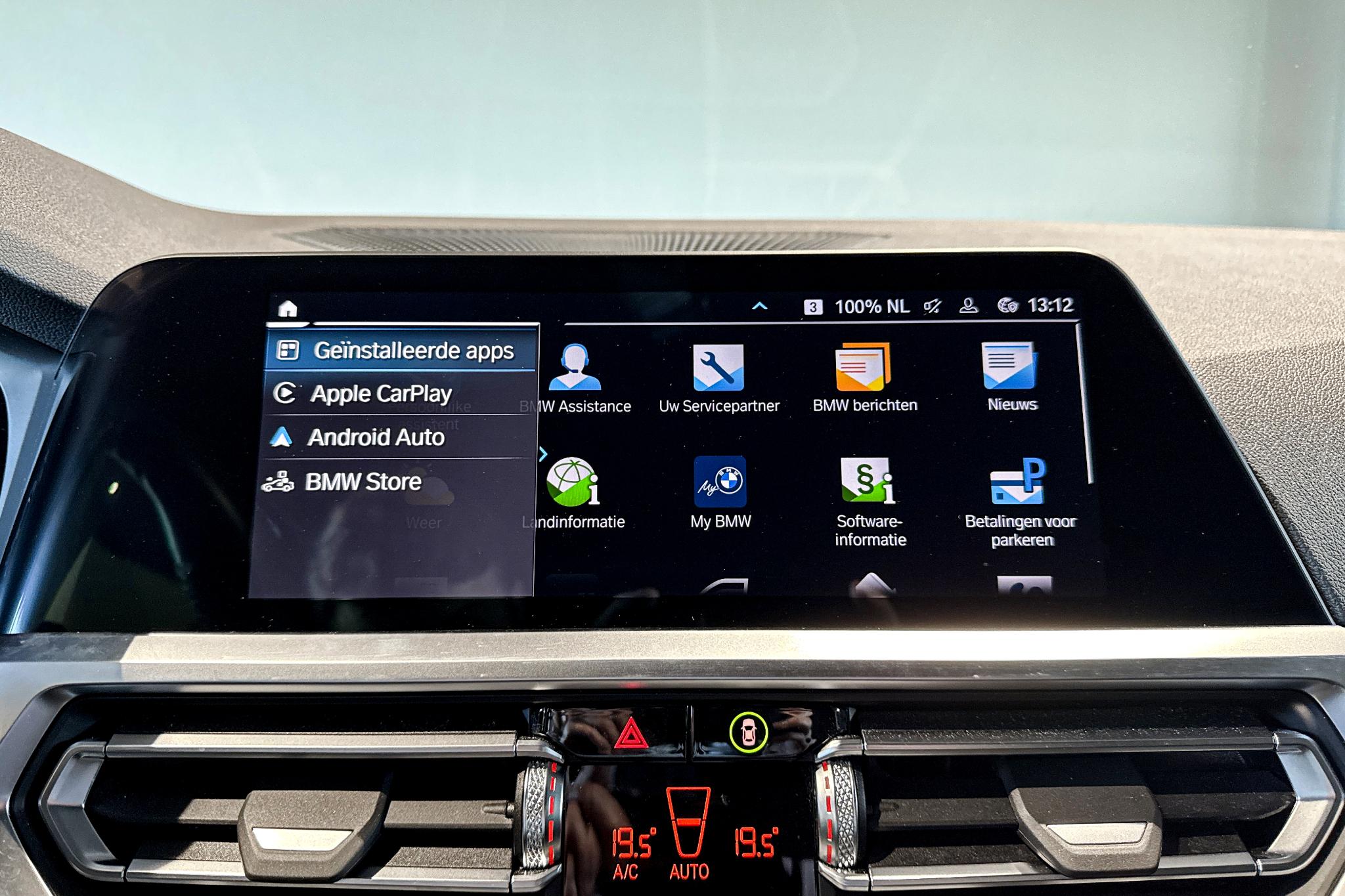 Foto van BMW 330e