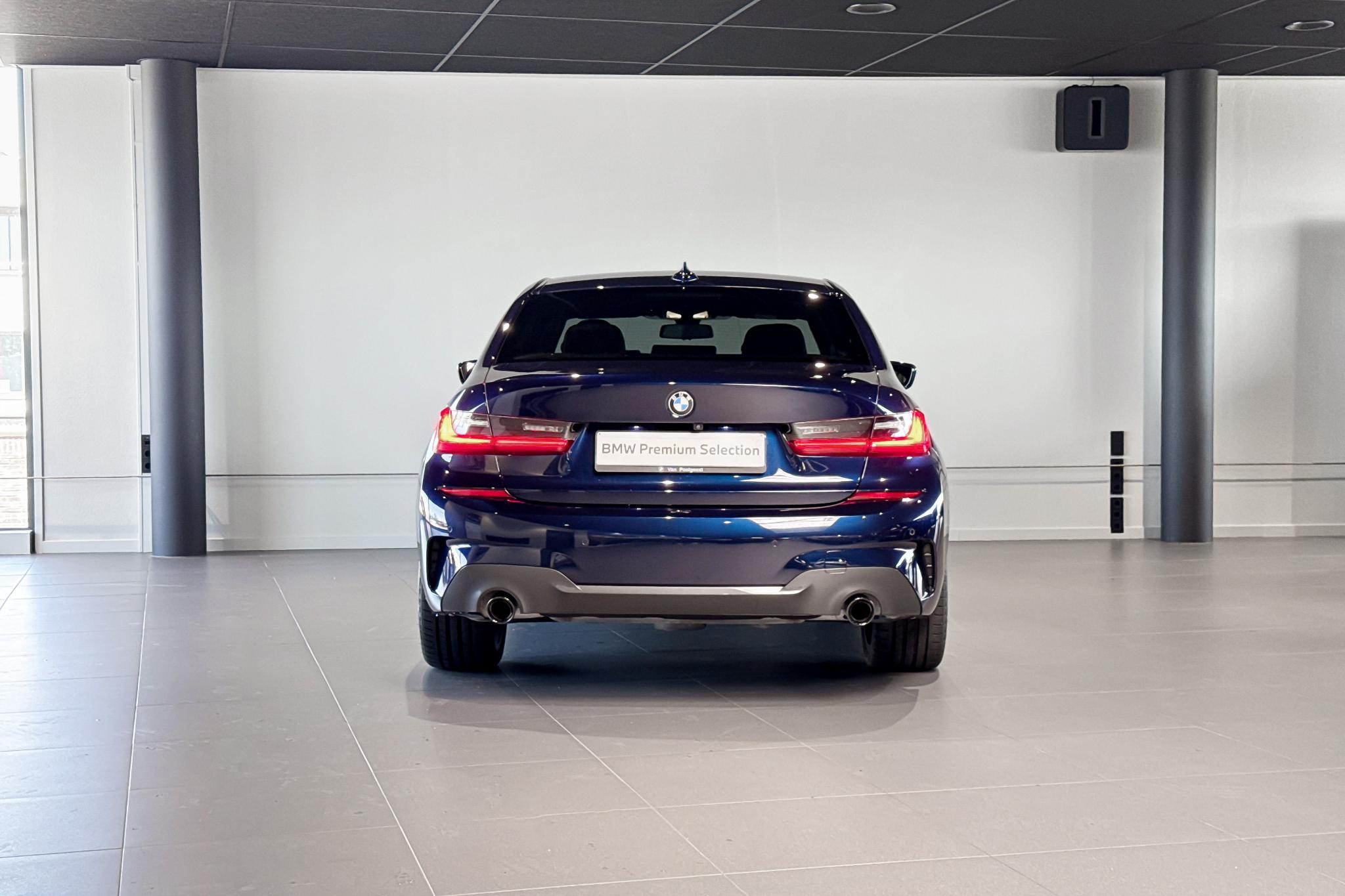 Foto van BMW 330e