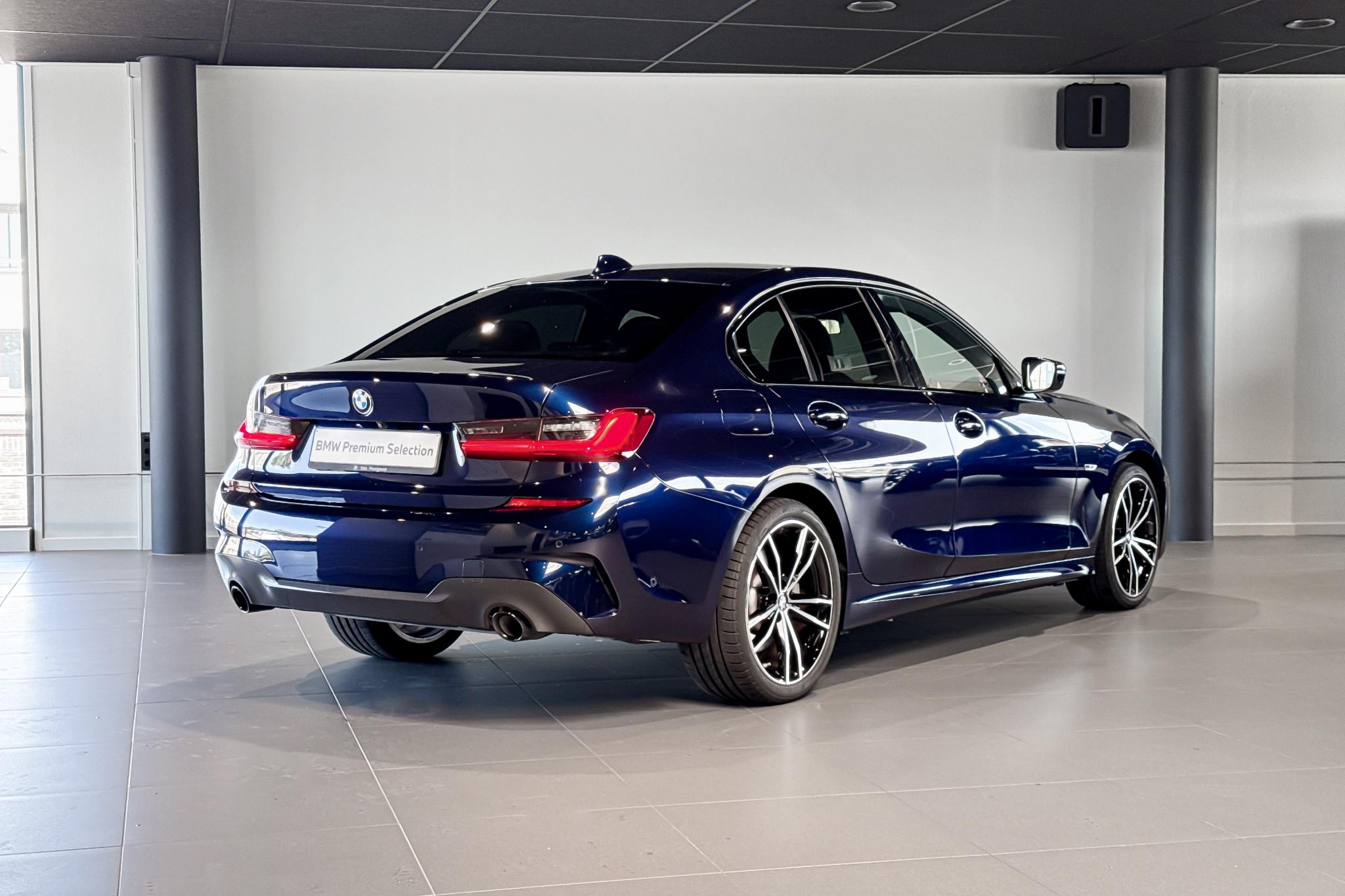 Foto van BMW 330e