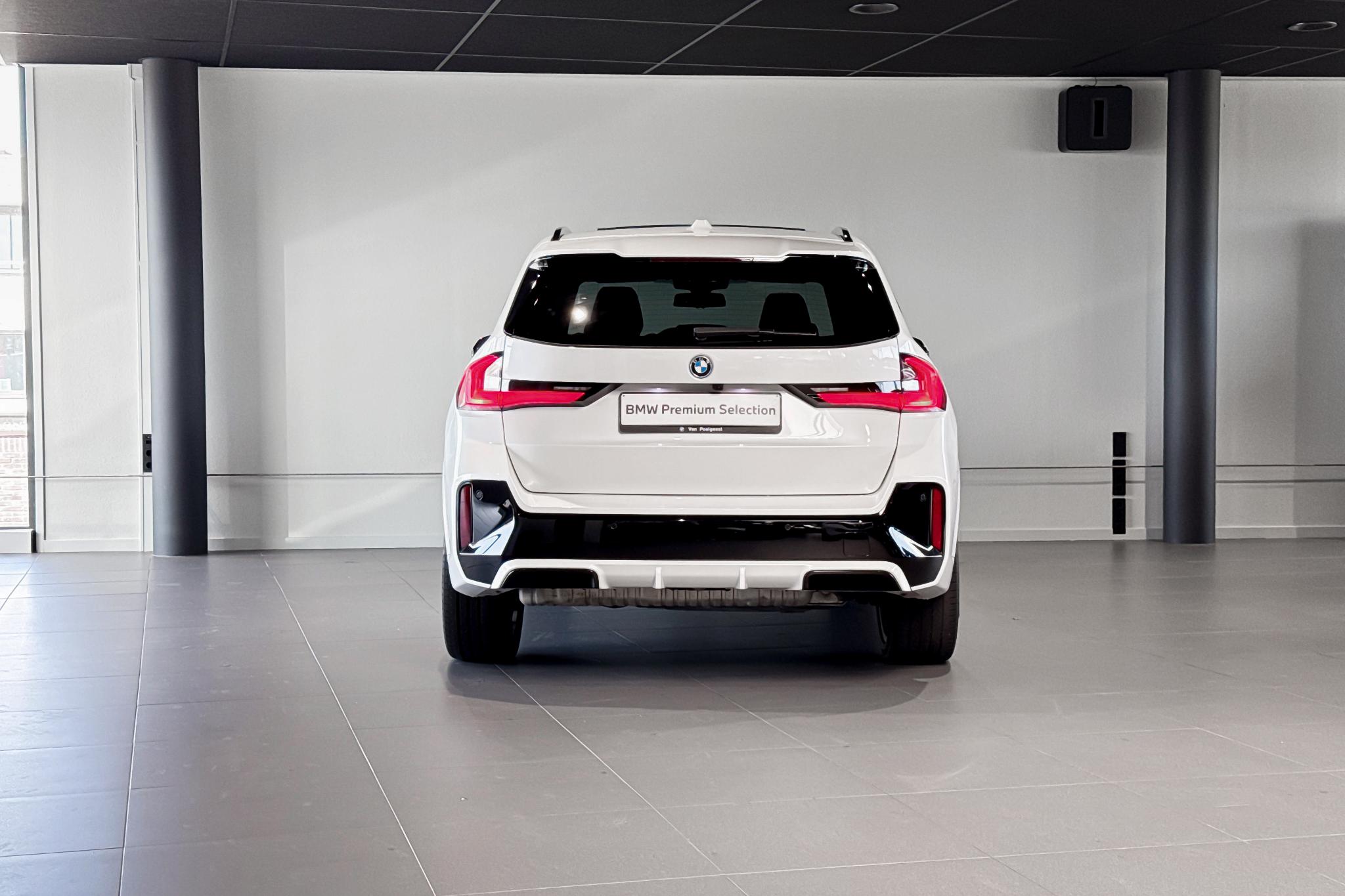 Foto van BMW X1 Xdrive30e