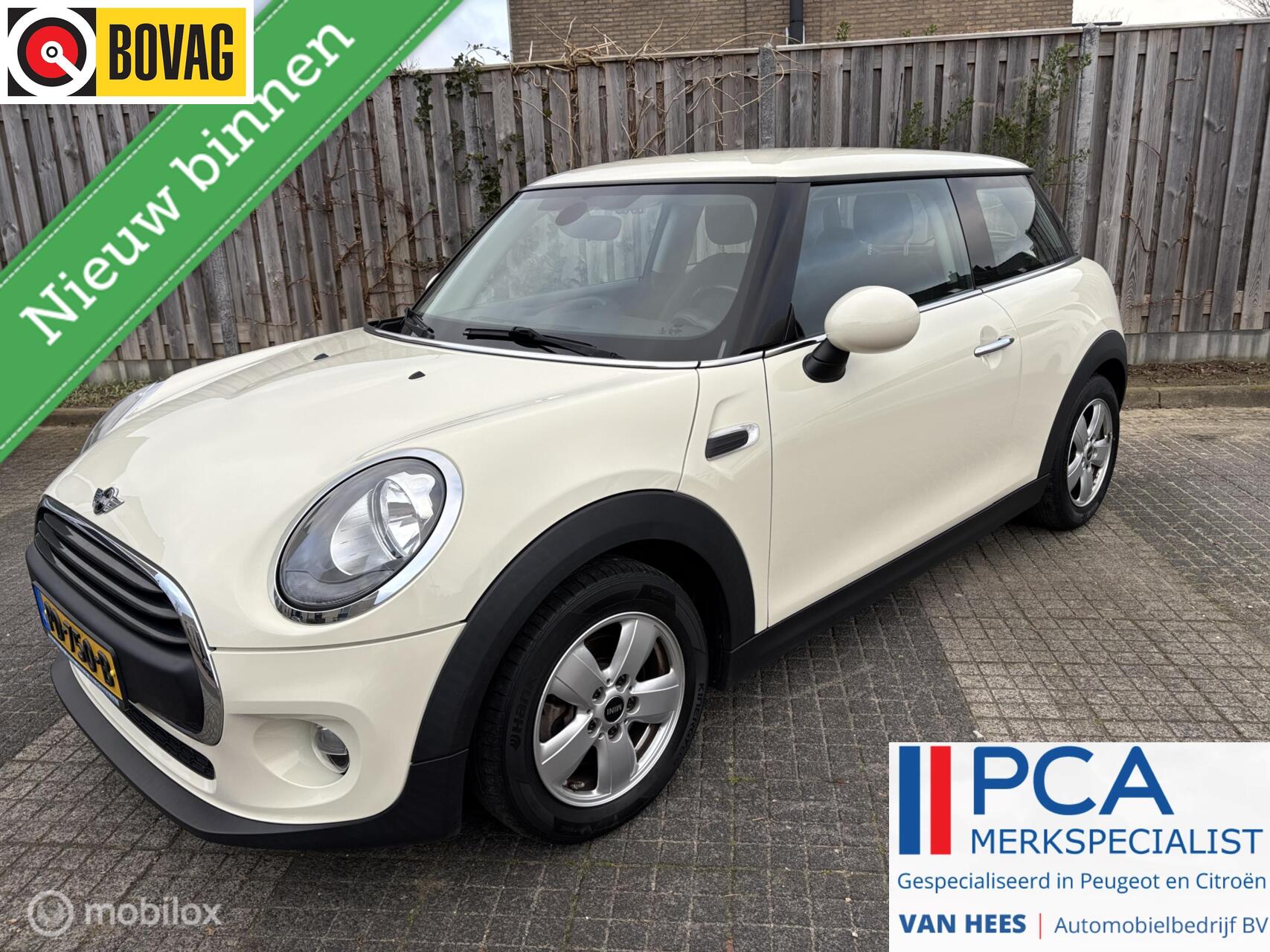Mini One 1.2 One Automaat Pepper Business blue tooth 2017 - voorkant