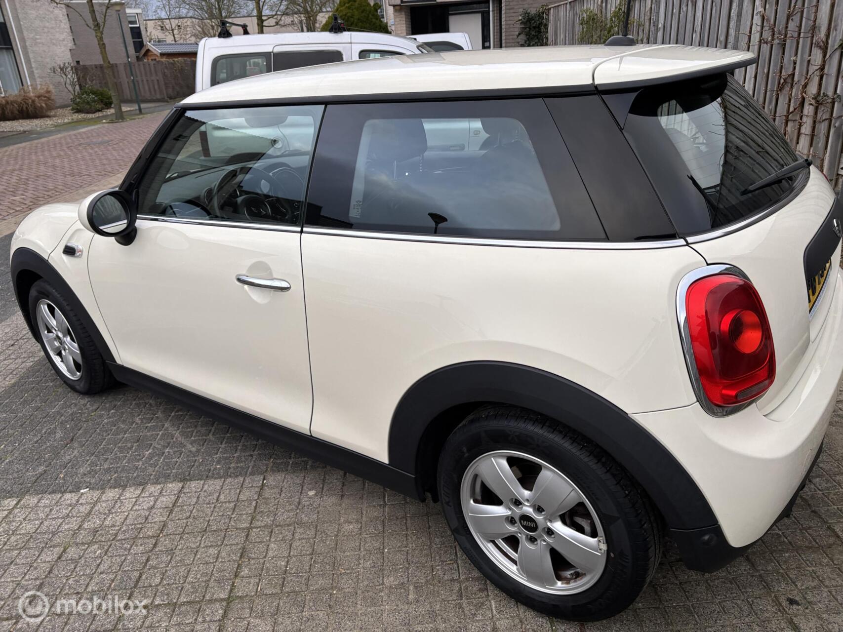 Foto van Mini One