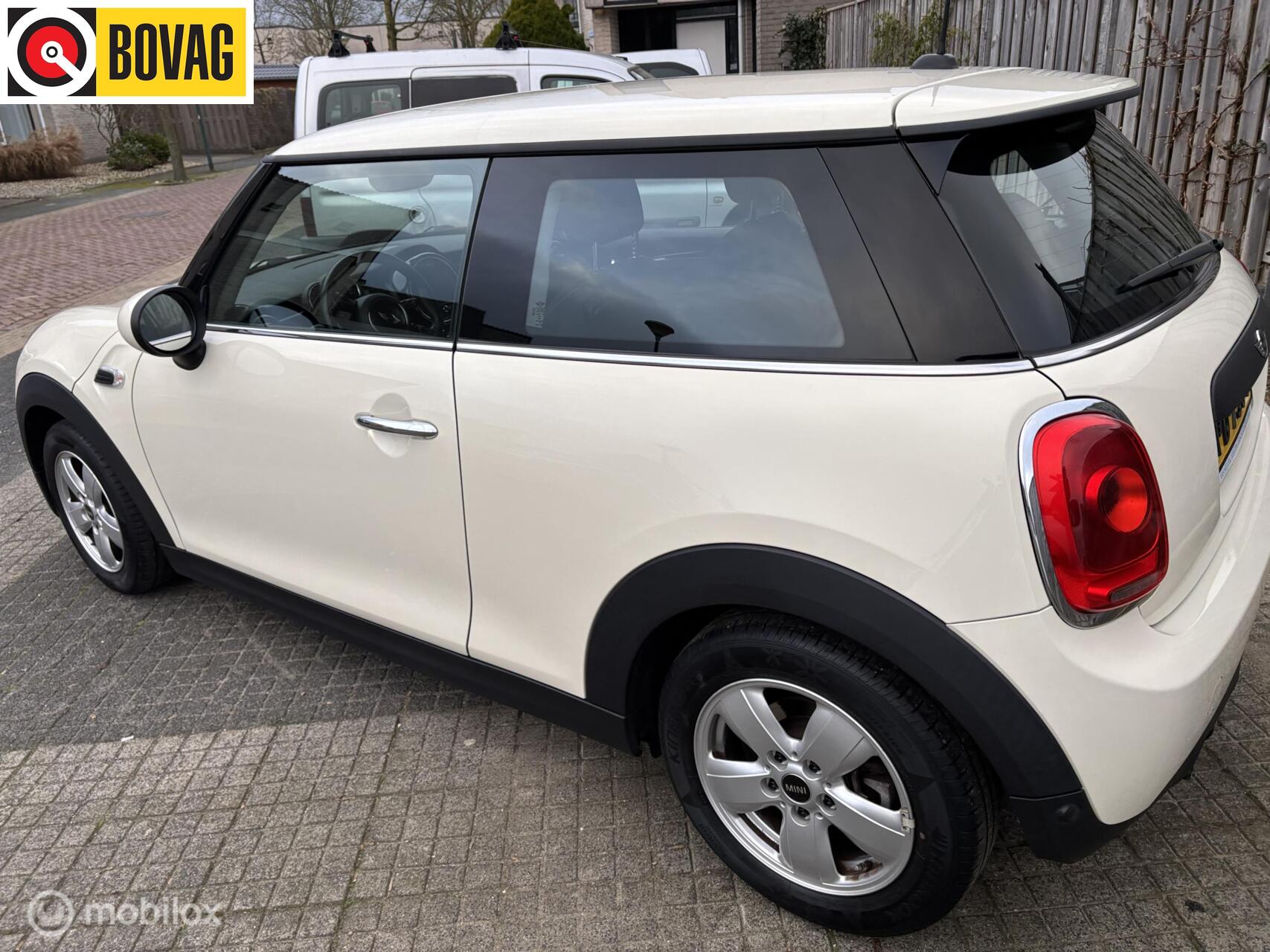 Foto van Mini One
