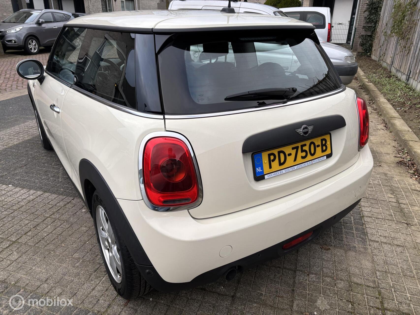 Foto van Mini One