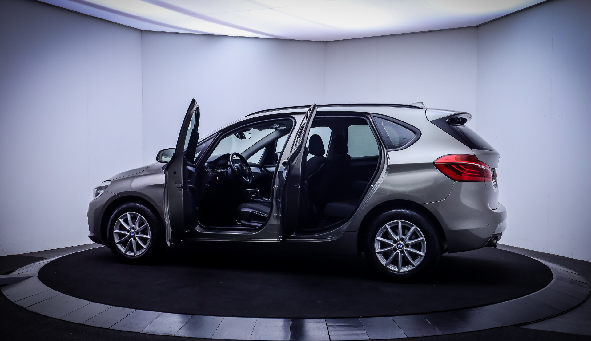 Foto van BMW 218i Active Tourer