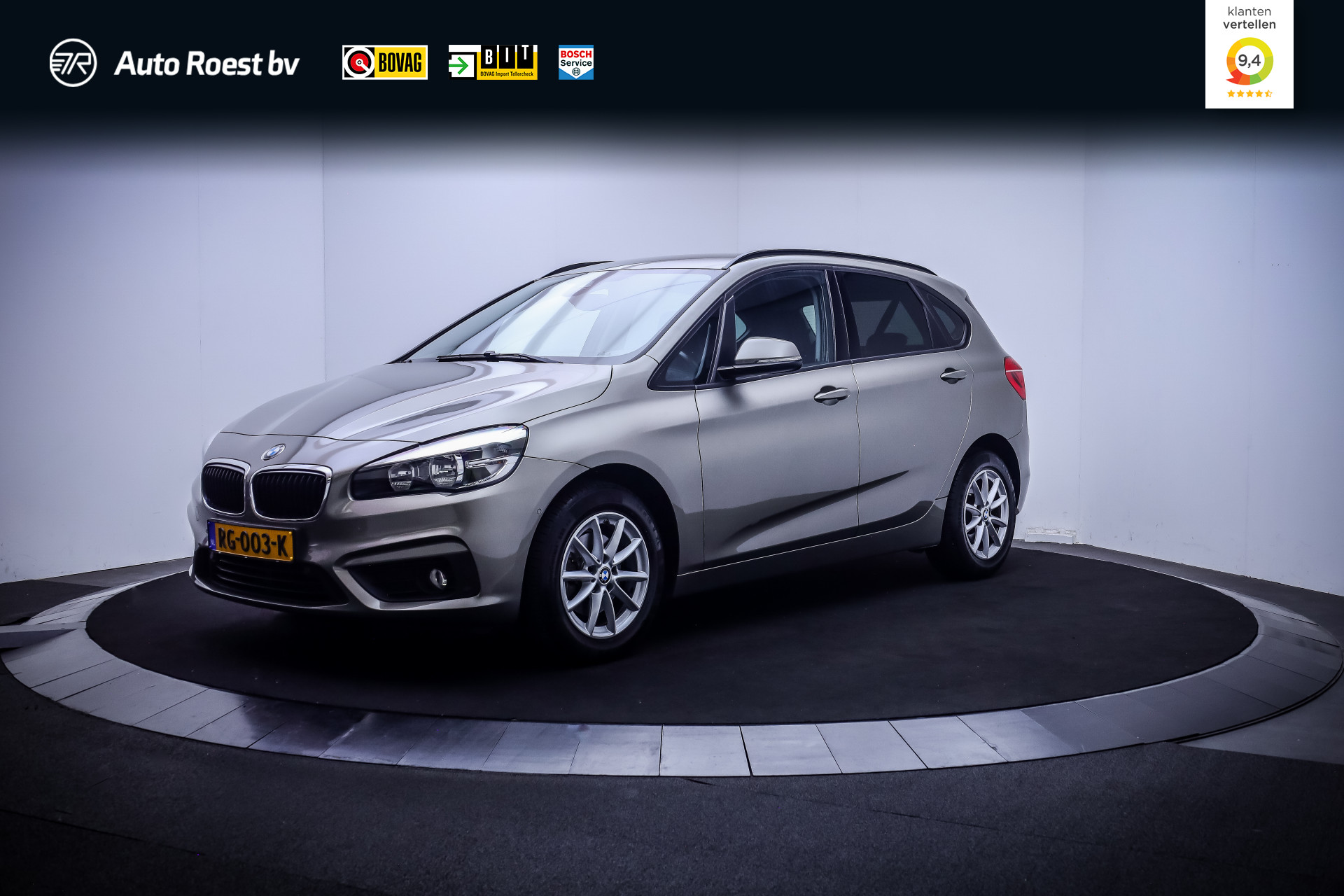 BMW 218i Active Tourer 218iA EXECUTIVE 2017 - voorkant