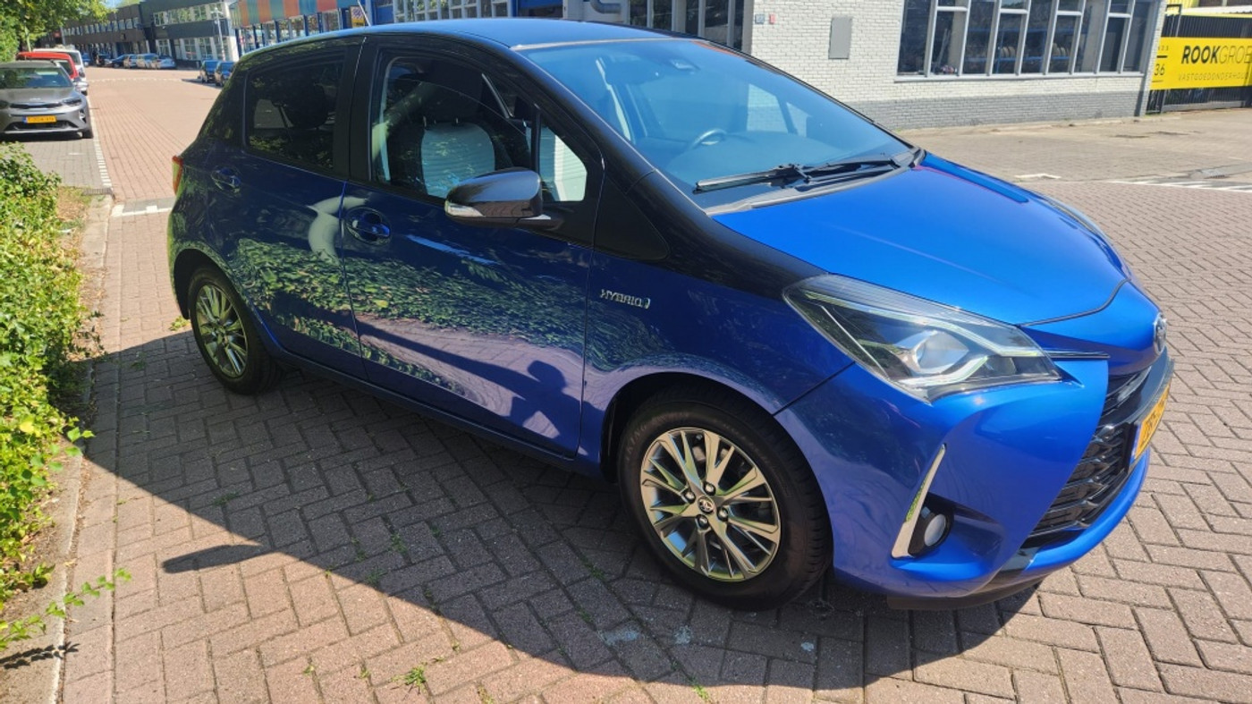 Foto van Toyota Toyota Yaris Hybrid