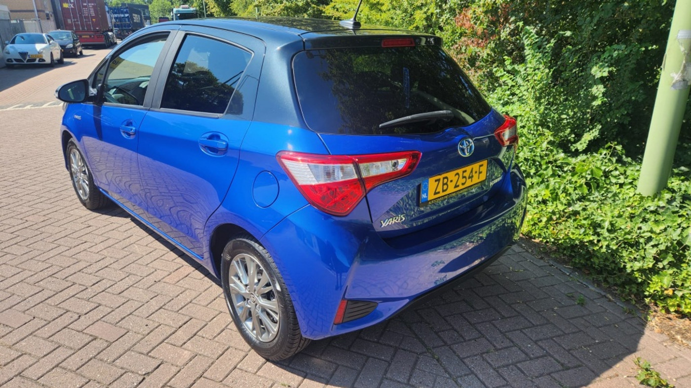 Foto van Toyota Toyota Yaris Hybrid