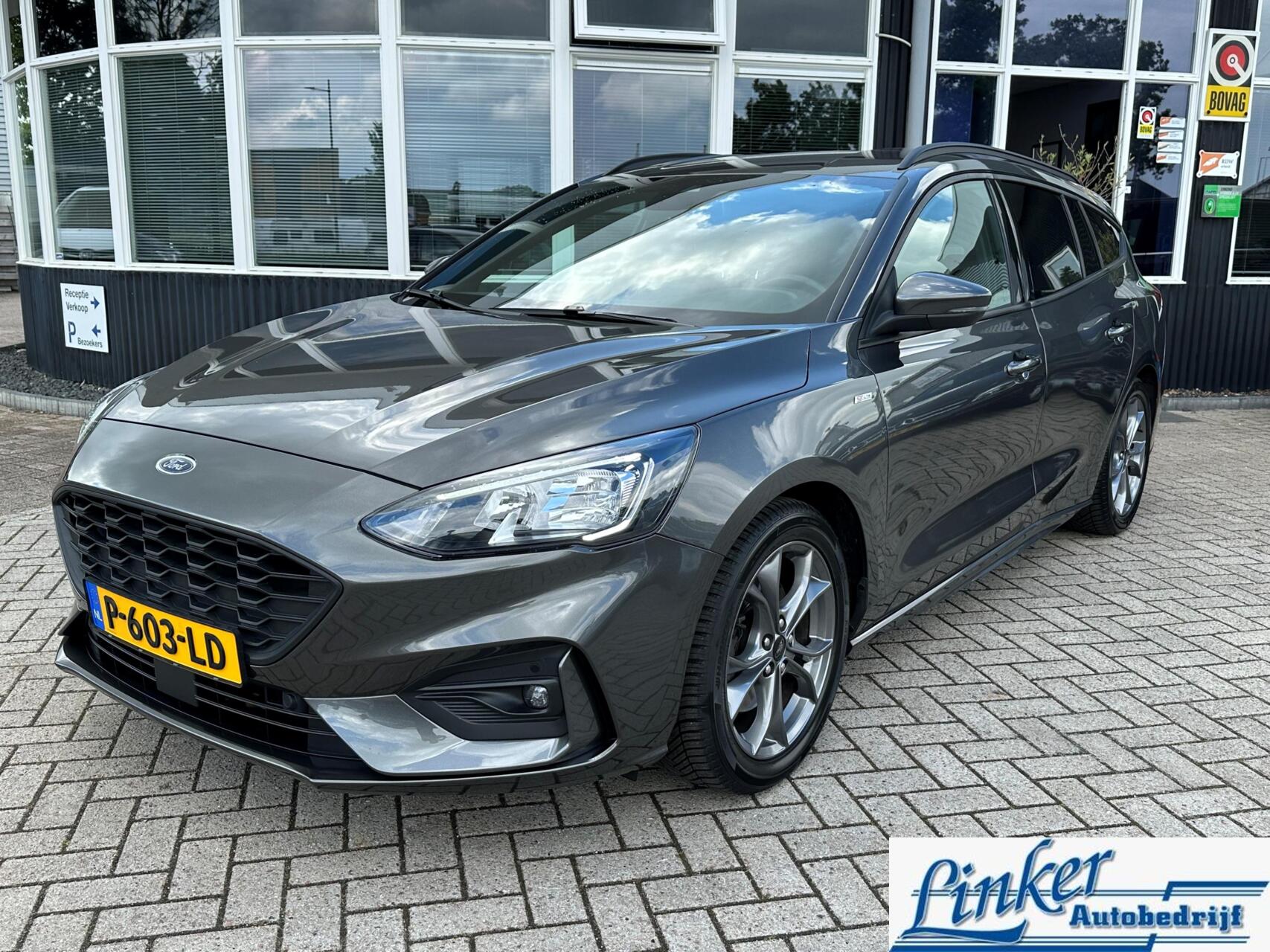 Ford Focus 1.0 EcoBoost Hybrid ST Line Business - NL-AUTO LMV CAMERA 2022 - voorkant