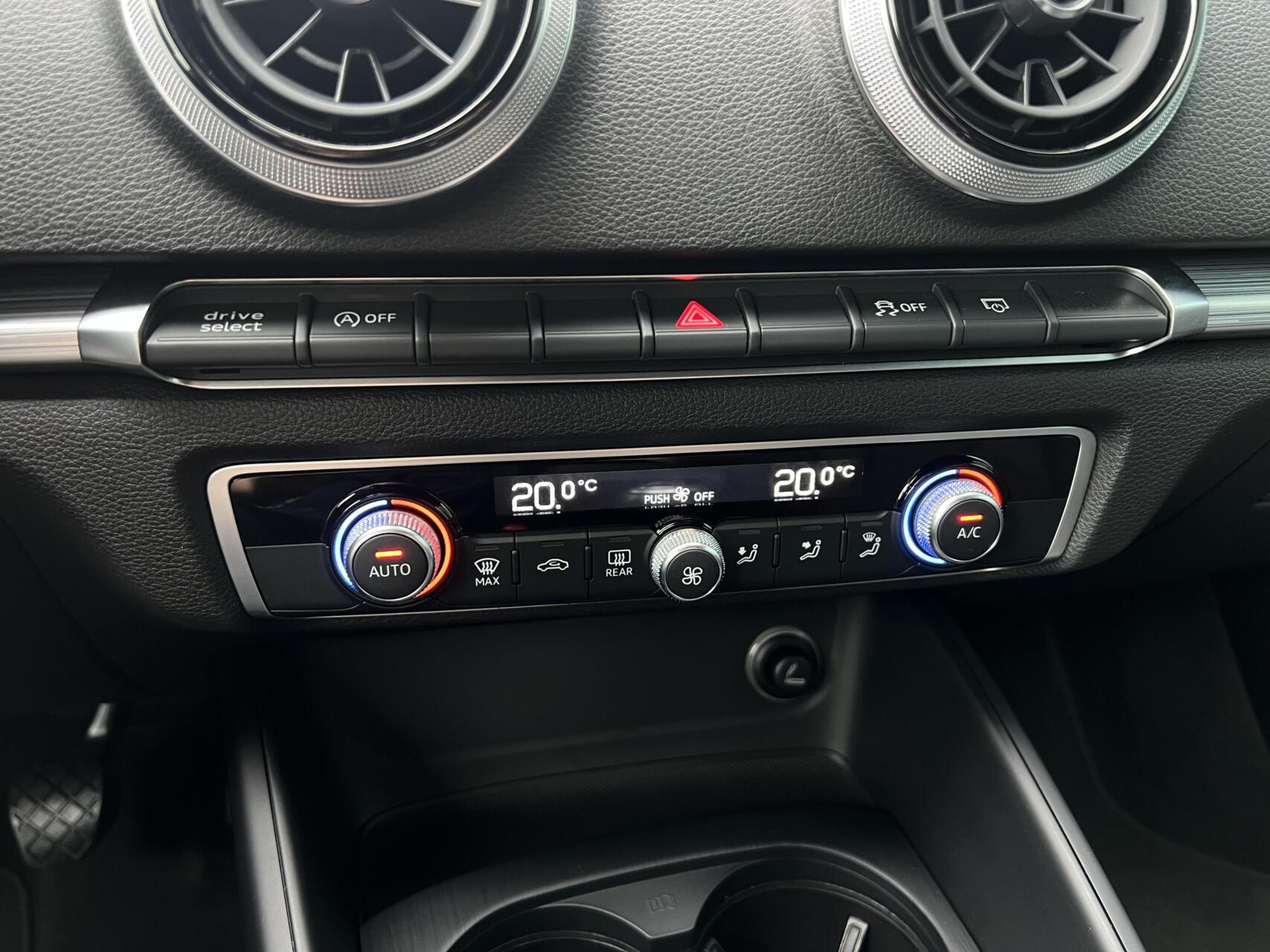 Foto van Audi A3 Limousine