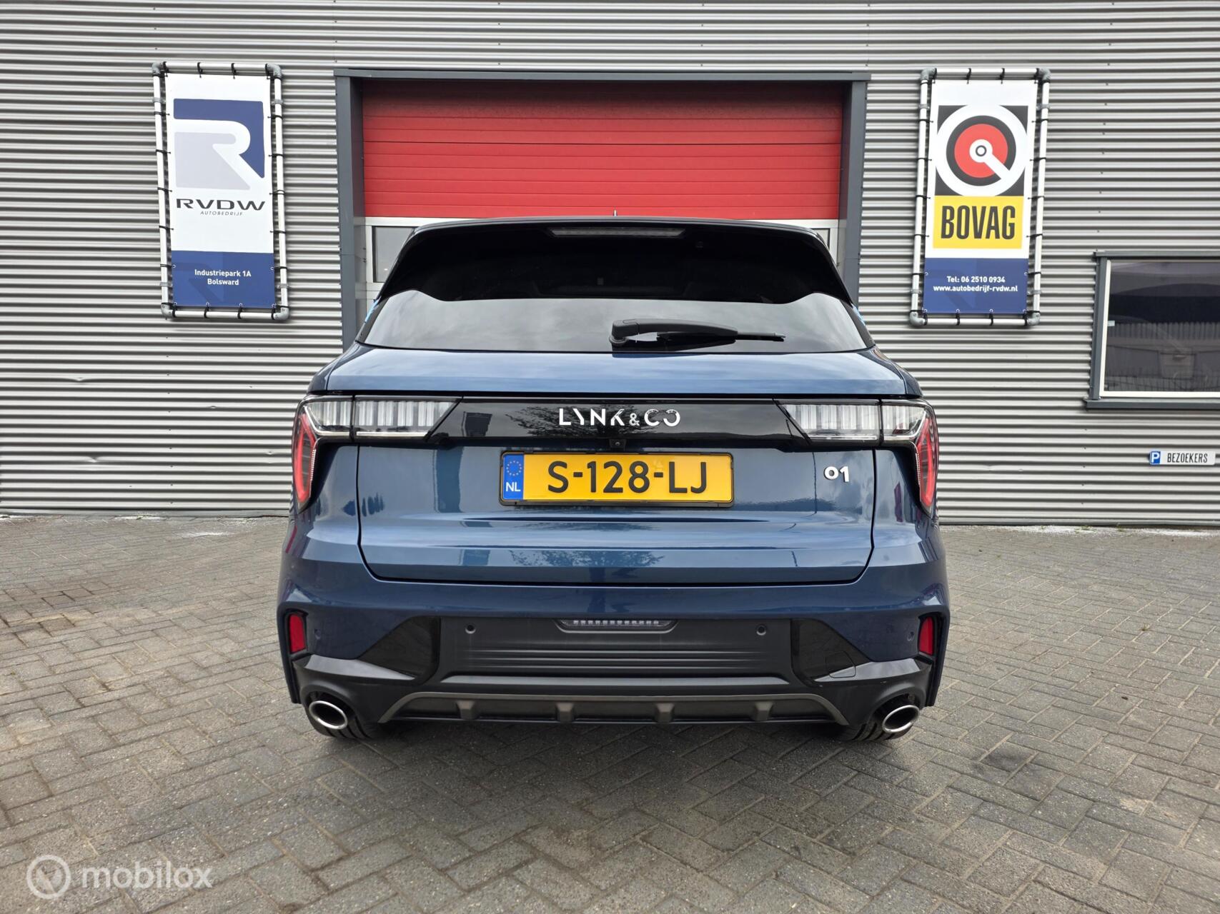 Foto van Lynk&co LYNK & Co 01