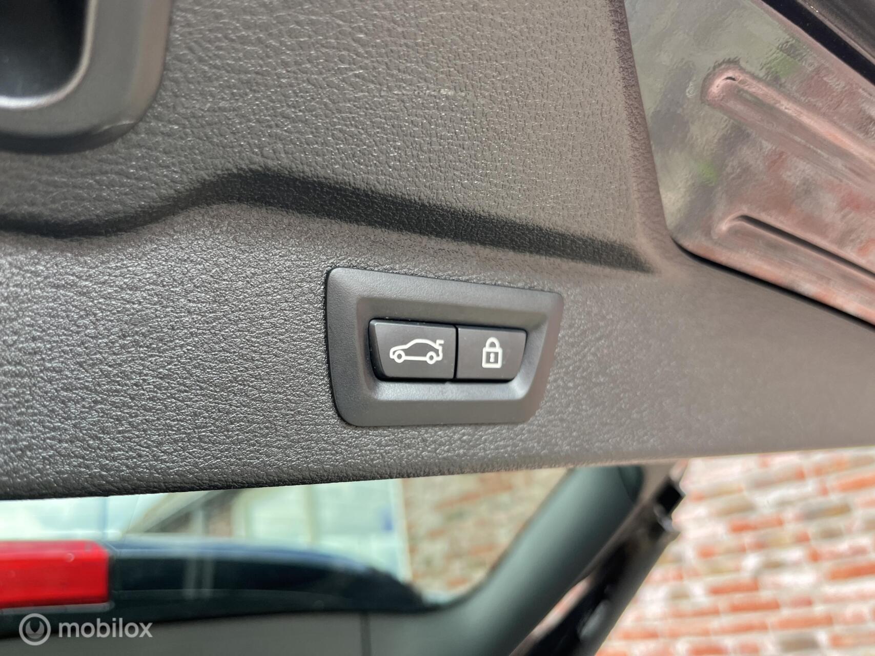Foto van BMW X5 M50d