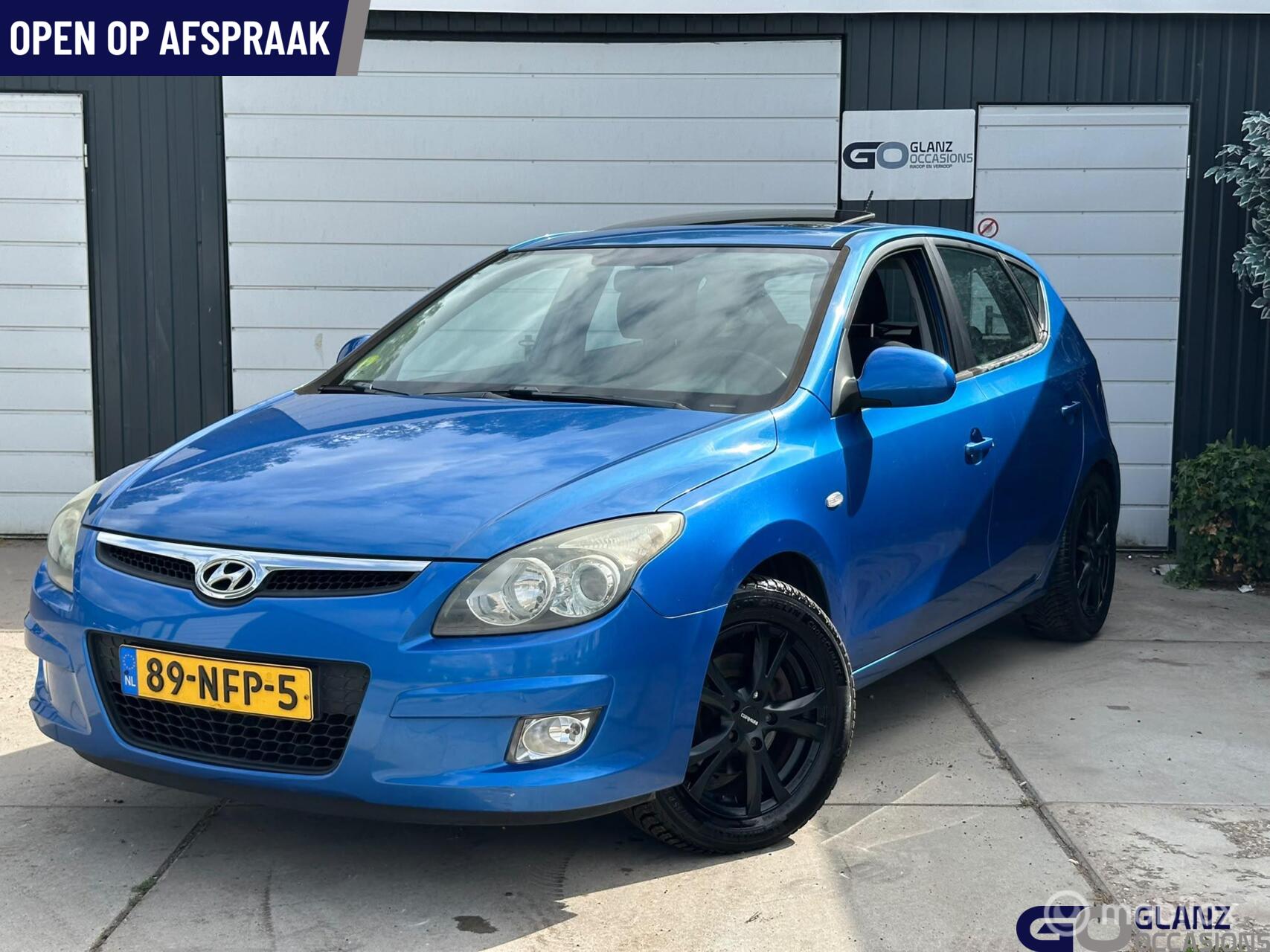 Hyundai I 30 1.4i Blue Dynamic 2010 - voorkant