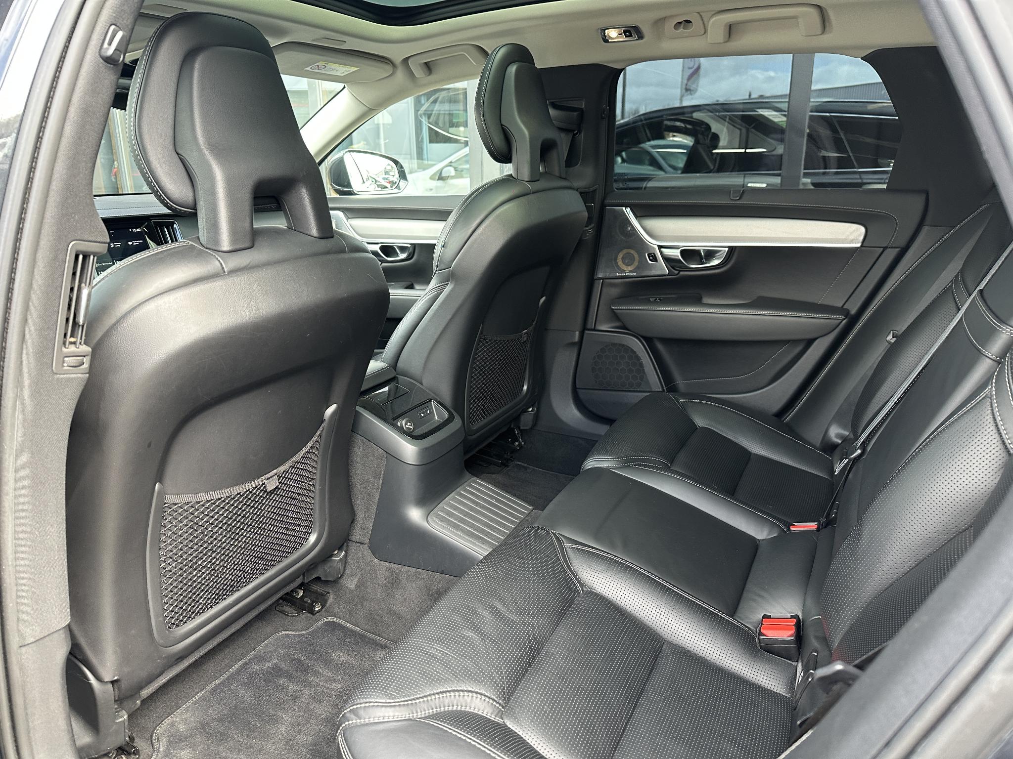 Foto van Volvo V90 T8 Twin Engine