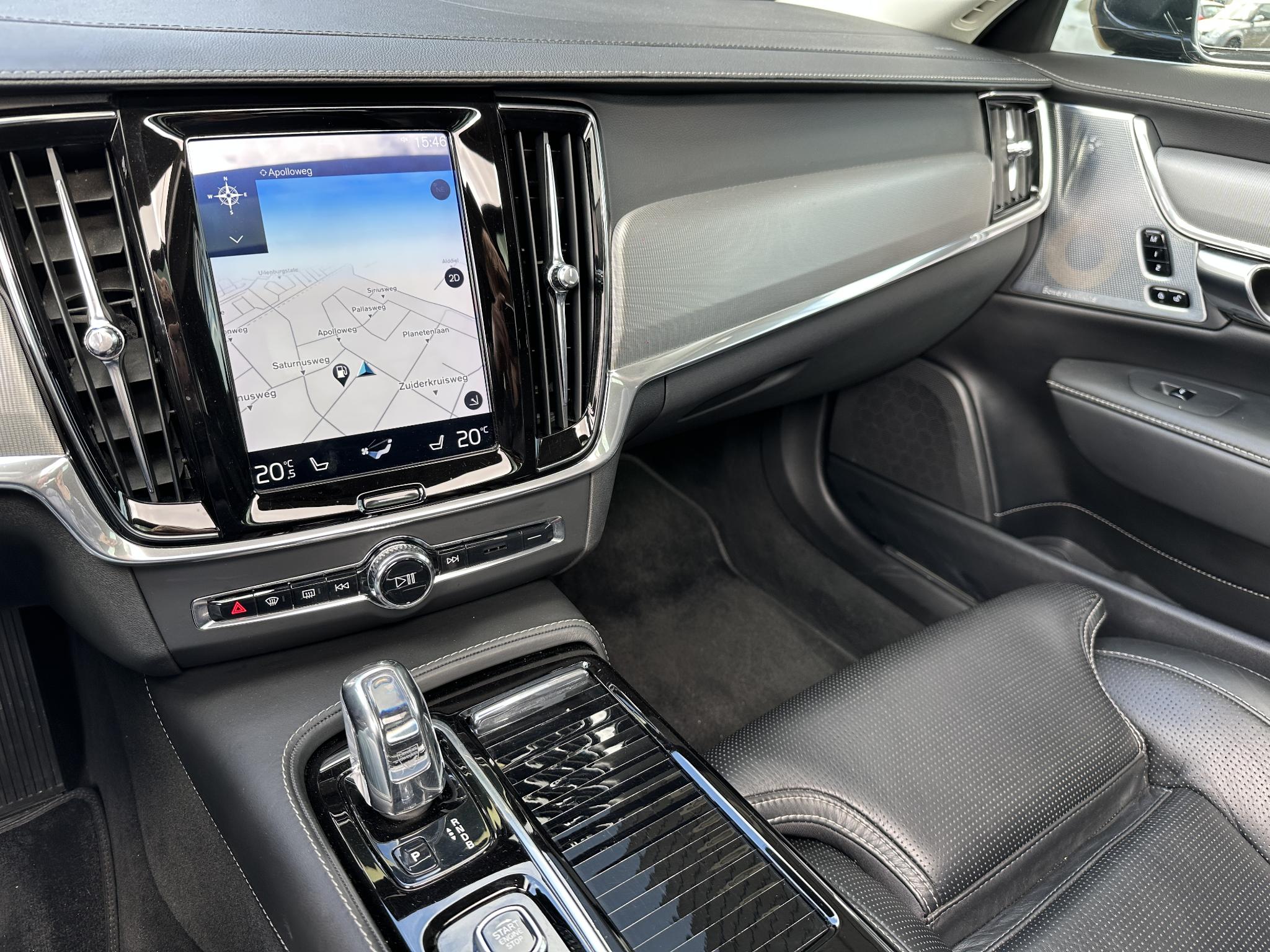 Foto van Volvo V90 T8 Twin Engine