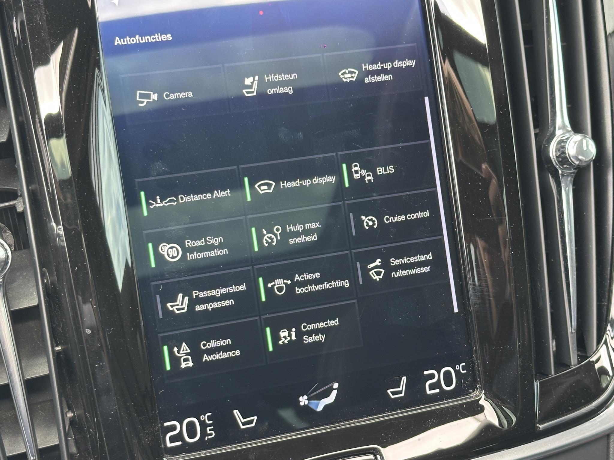 Foto van Volvo V90 T8 Twin Engine