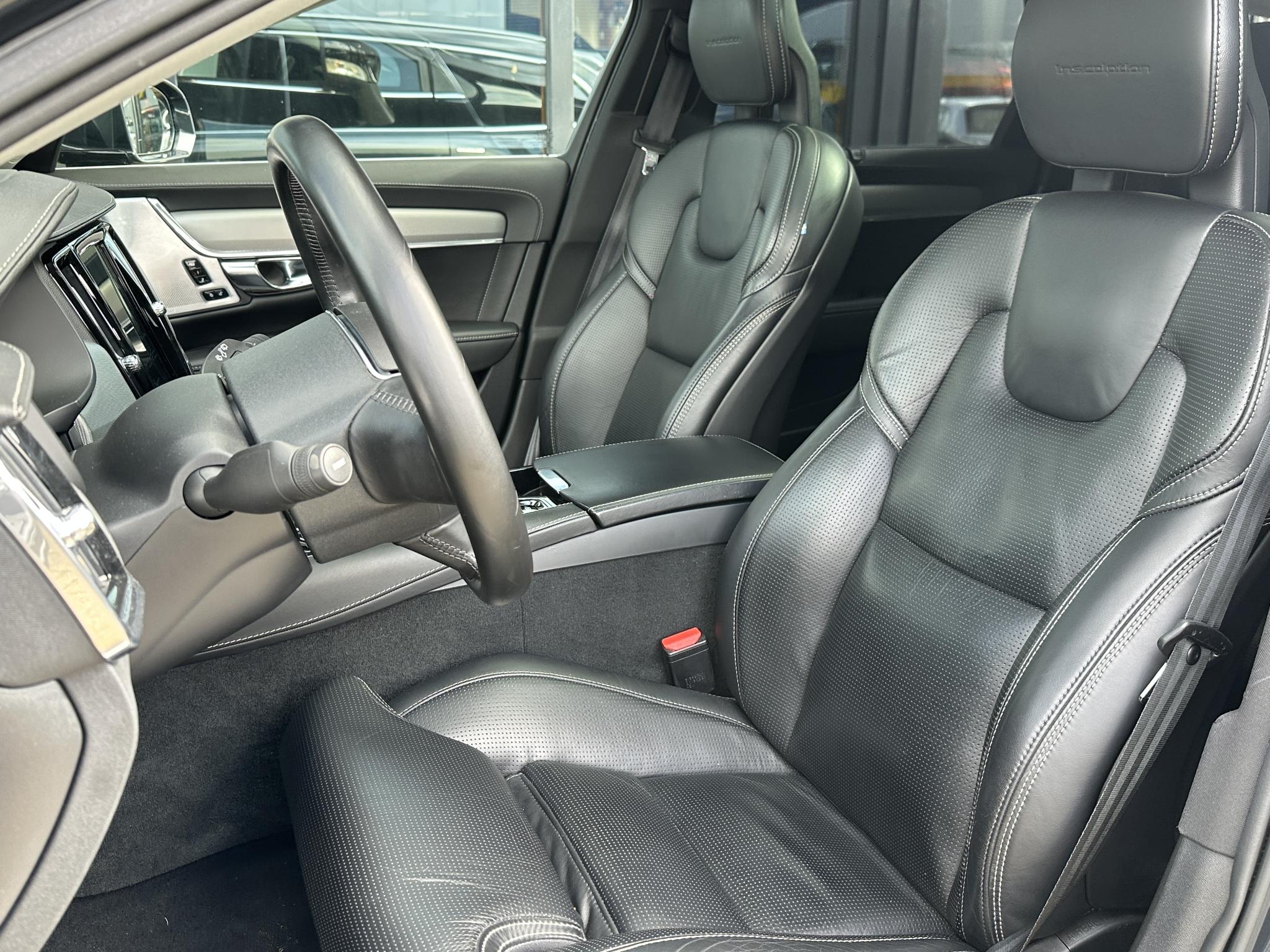Foto van Volvo V90 T8 Twin Engine