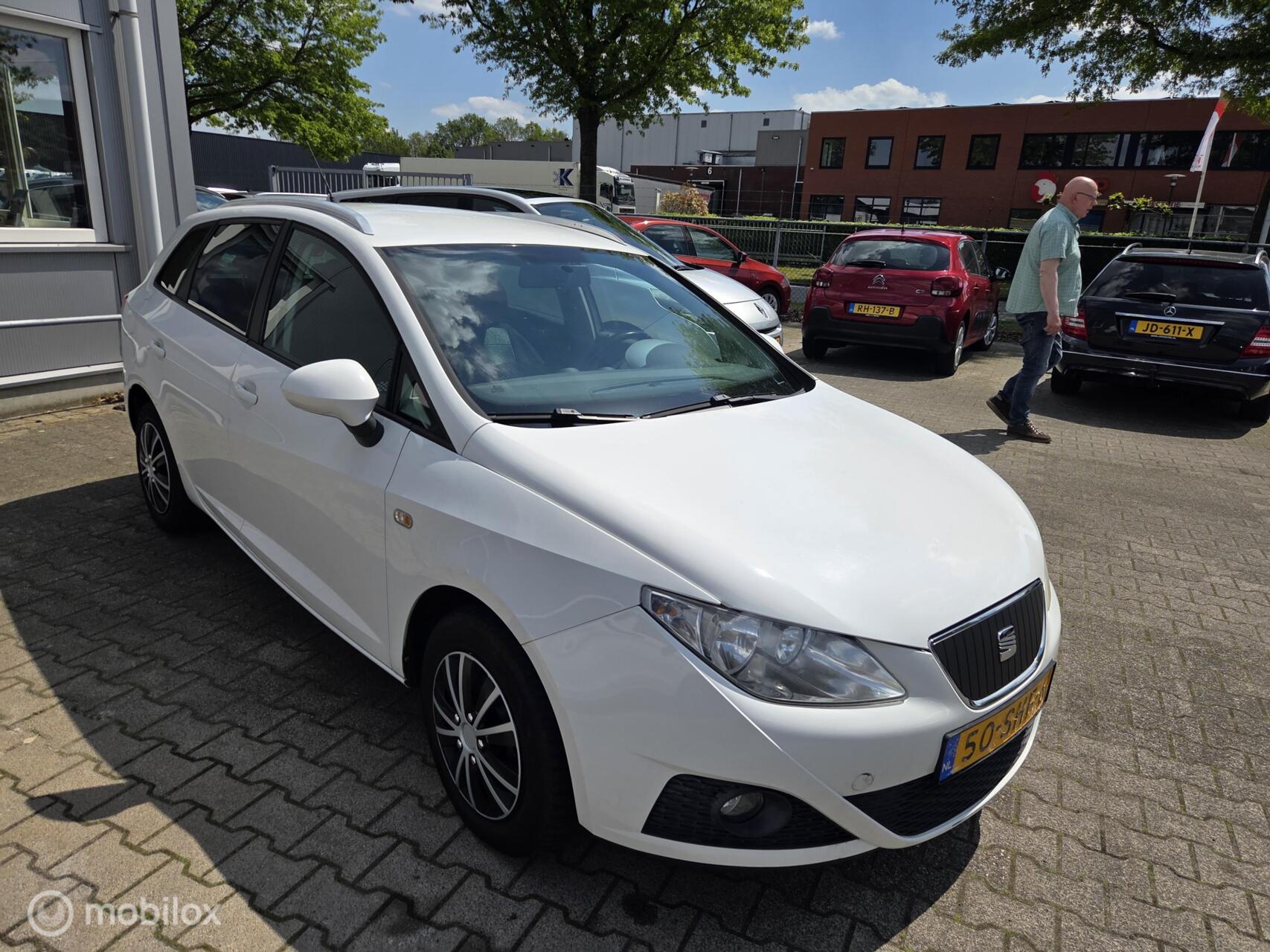 Foto van Seat Ibiza ST